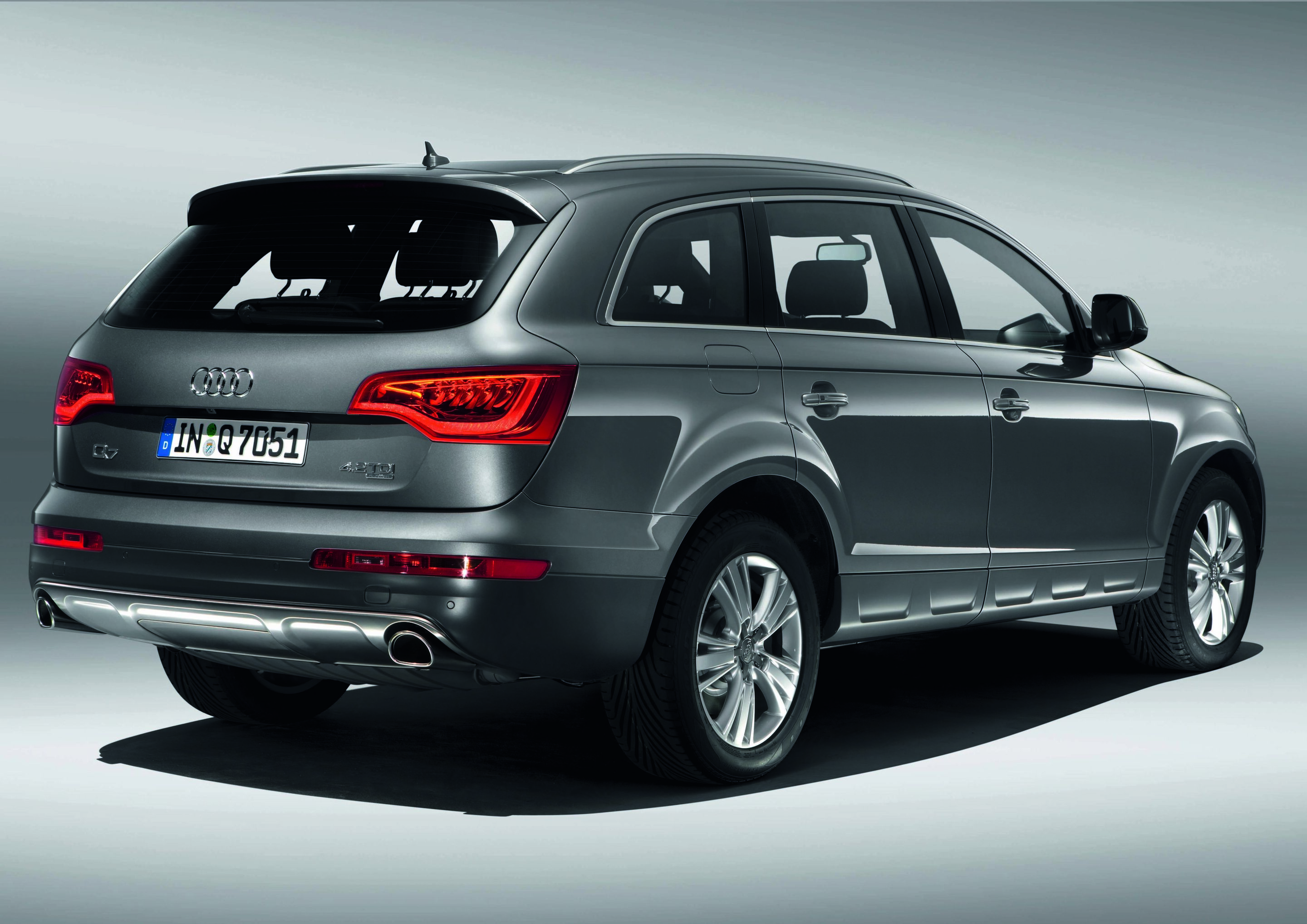 Audi Q7 - Farbe: Graphitgrau