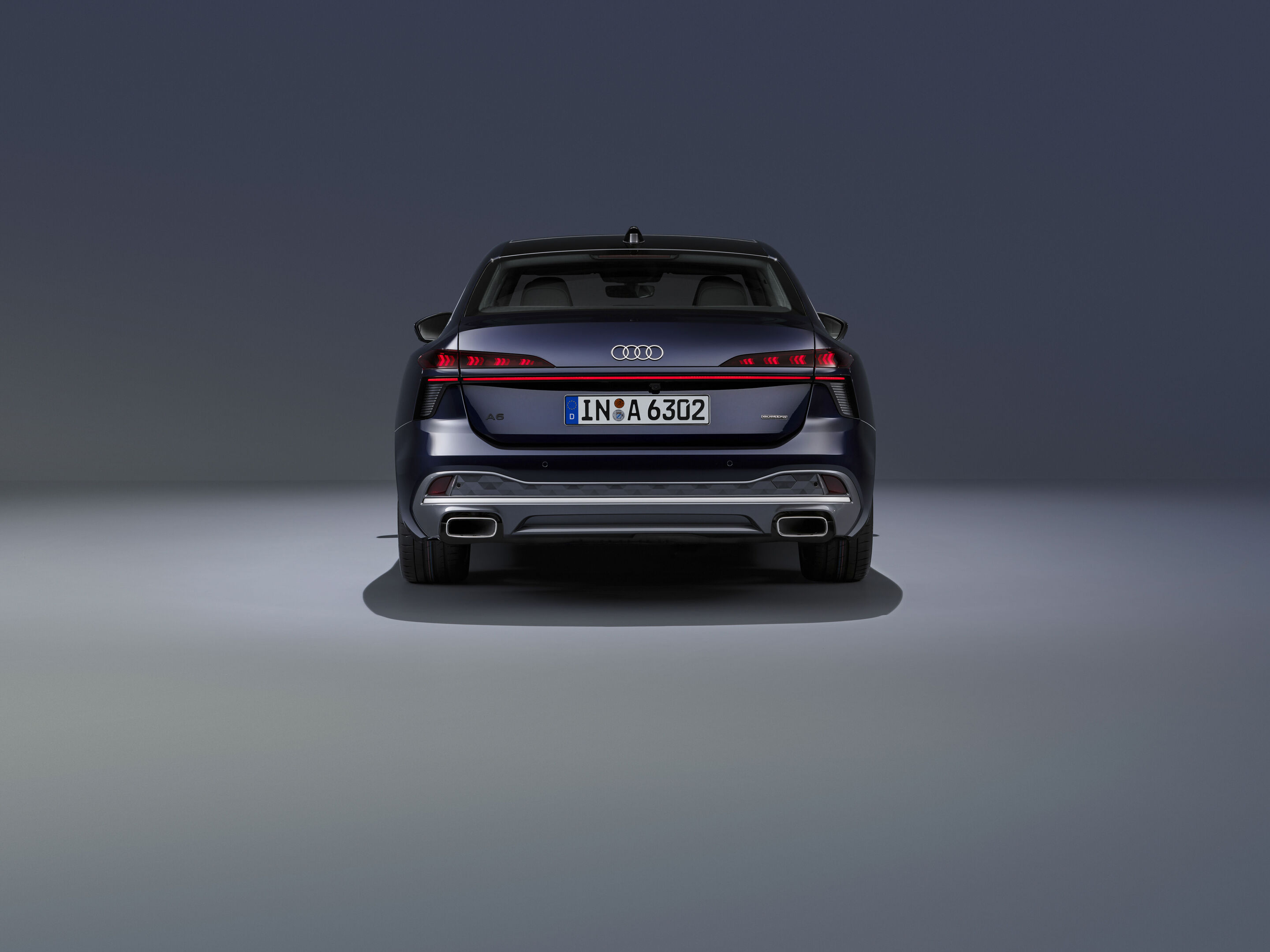 Audi A6 Limousine - Standaufnahme,
Farbe: Firmamentblau Metallic
