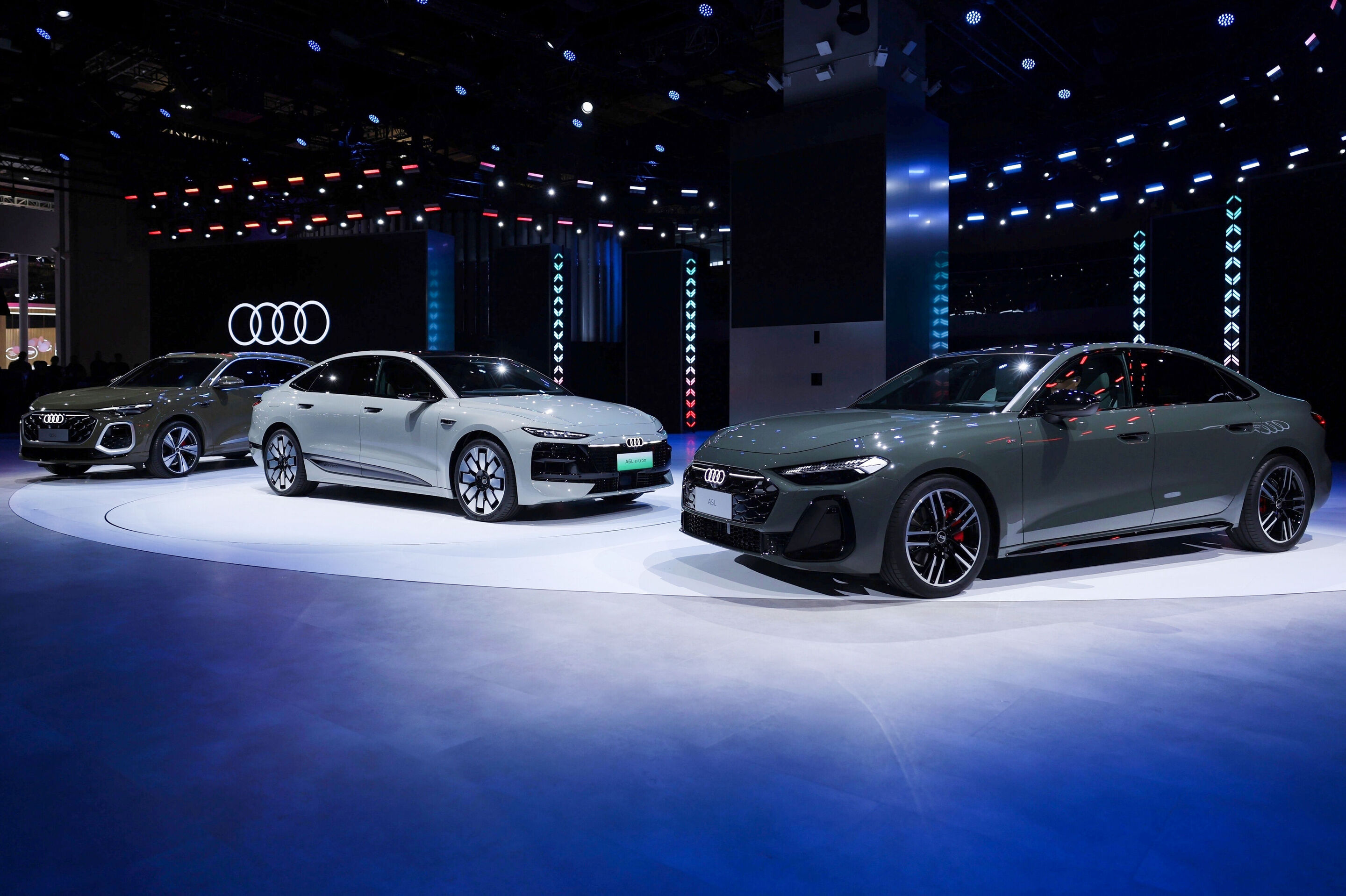 Audi auf der Auto Shanghai 2025 - Auf der Auto Shanghai 2025 präsentieren Audi und seine Joint-Venture-Partner FAW und SAIC ihr Produktportfolio für China auf einem gemeinsamen Messestand: Audi Q5L, Audi A6L e-tron, Audi A5L