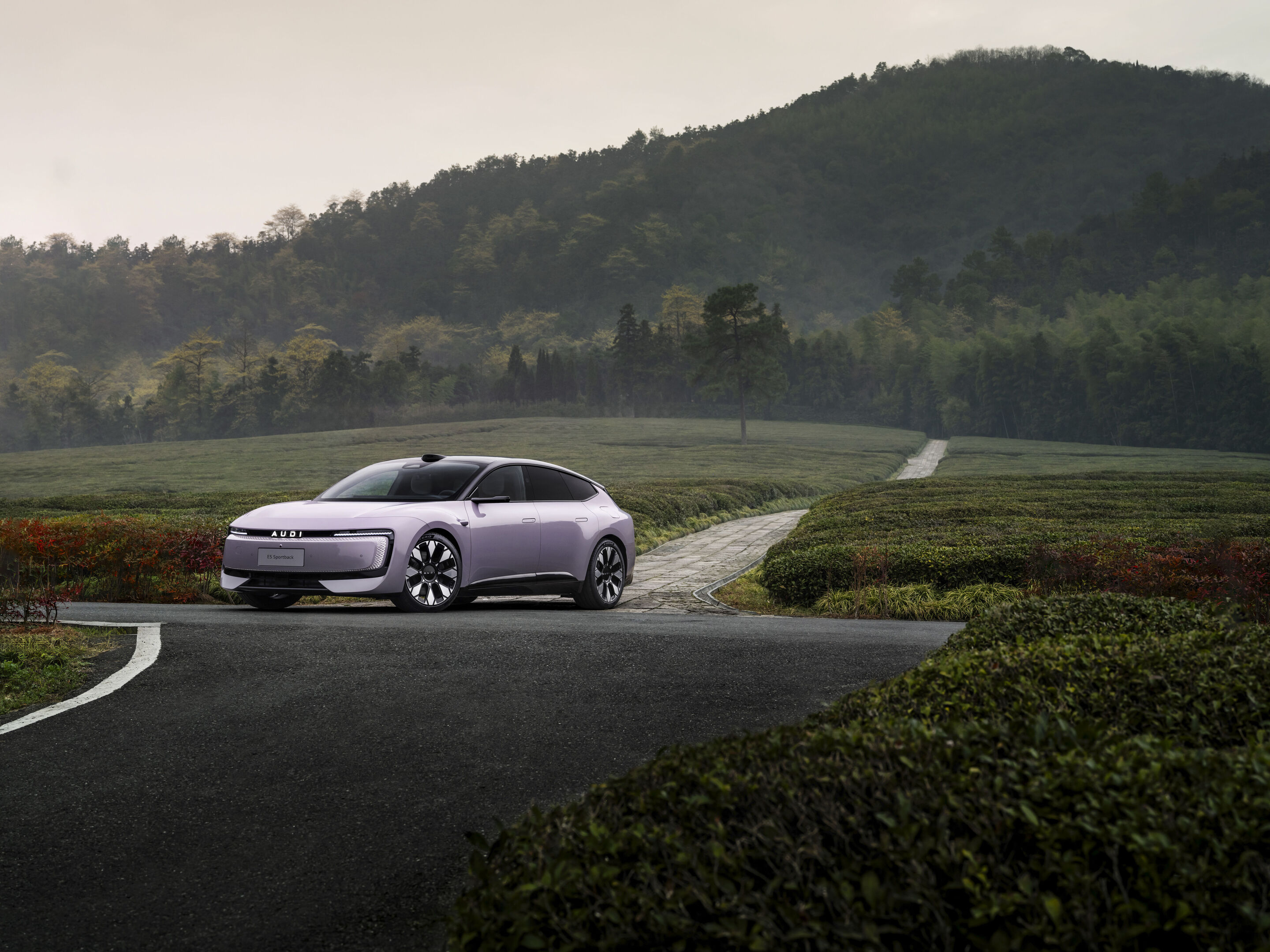 AUDI E5 Sportback - Dynamic photo
Colour: Morning Haze