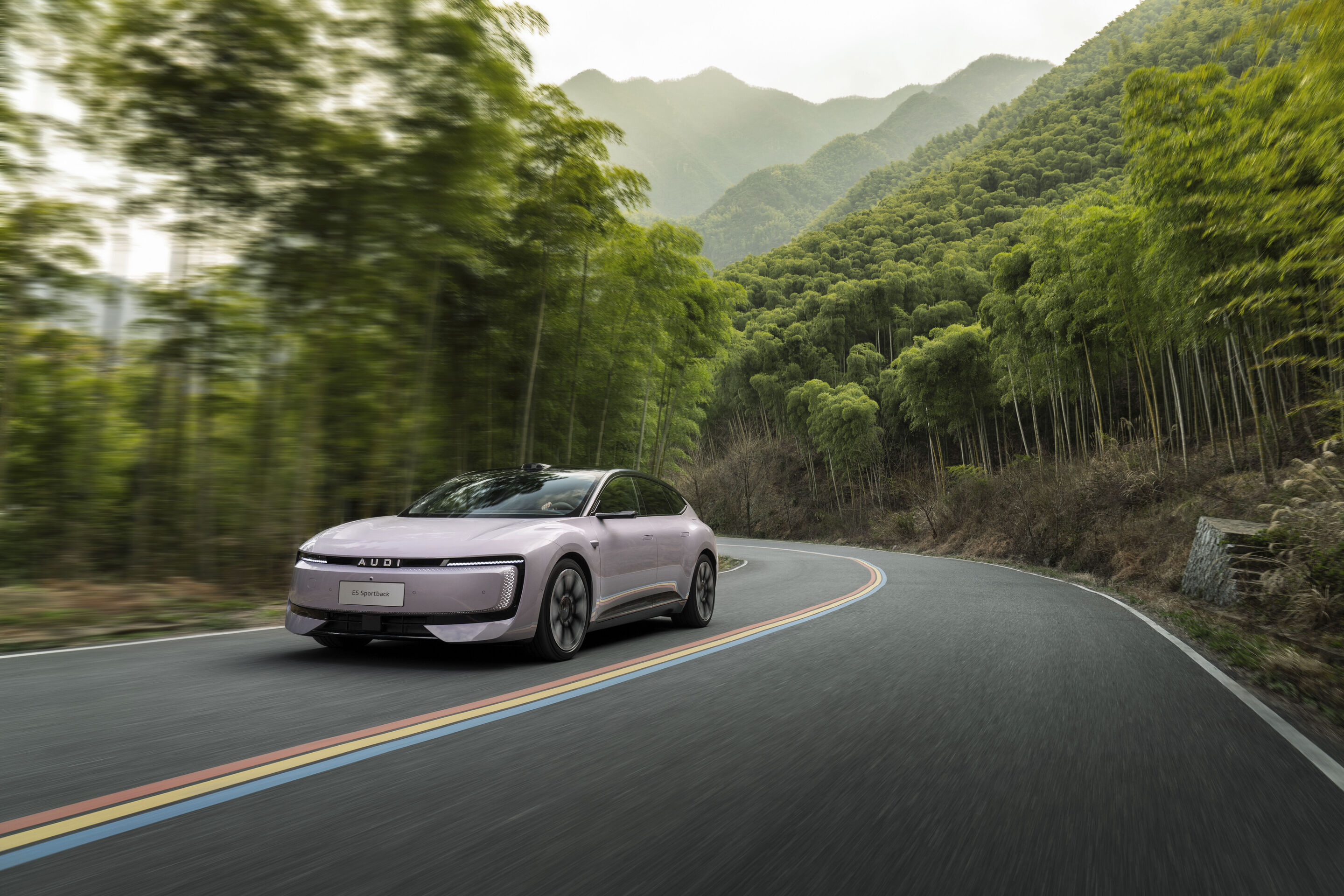 AUDI E5 Sportback - Dynamic photo
Colour: Morning Haze