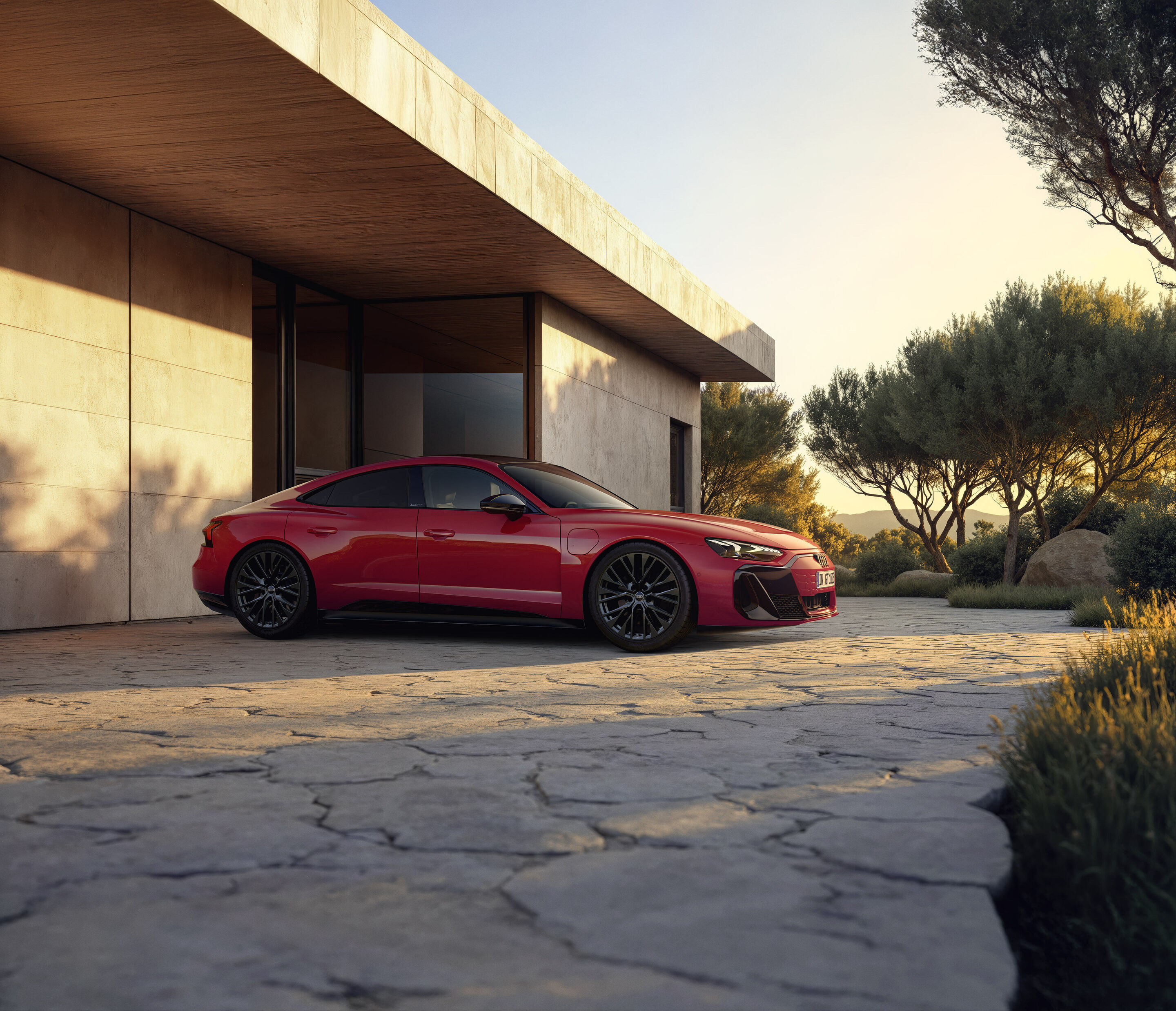Einstieg in die Spitzenklasse: Audi e-tron GT quattro vereint emotionales Design, Performance und Komfort - Große Räder, eine flache, coupéhafte Silhouette und ein langer Radstand sorgen für sportliche Proportionen des Audi e-tron GT quattro. Der gezeigte...