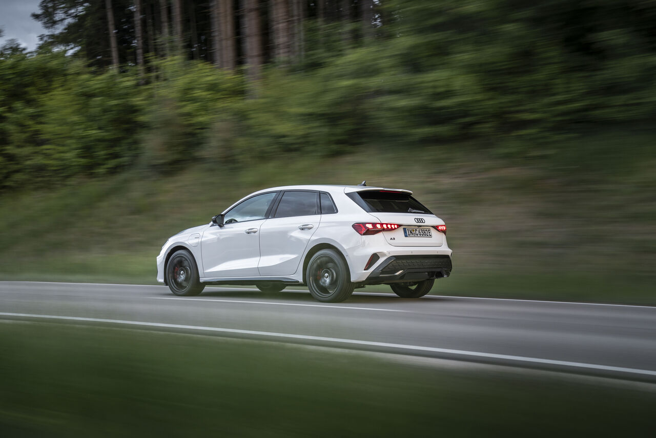 Audi A3 Sportback TFSI e saa tehokkaammat ja pidemmän sähköisen toimintamatkan