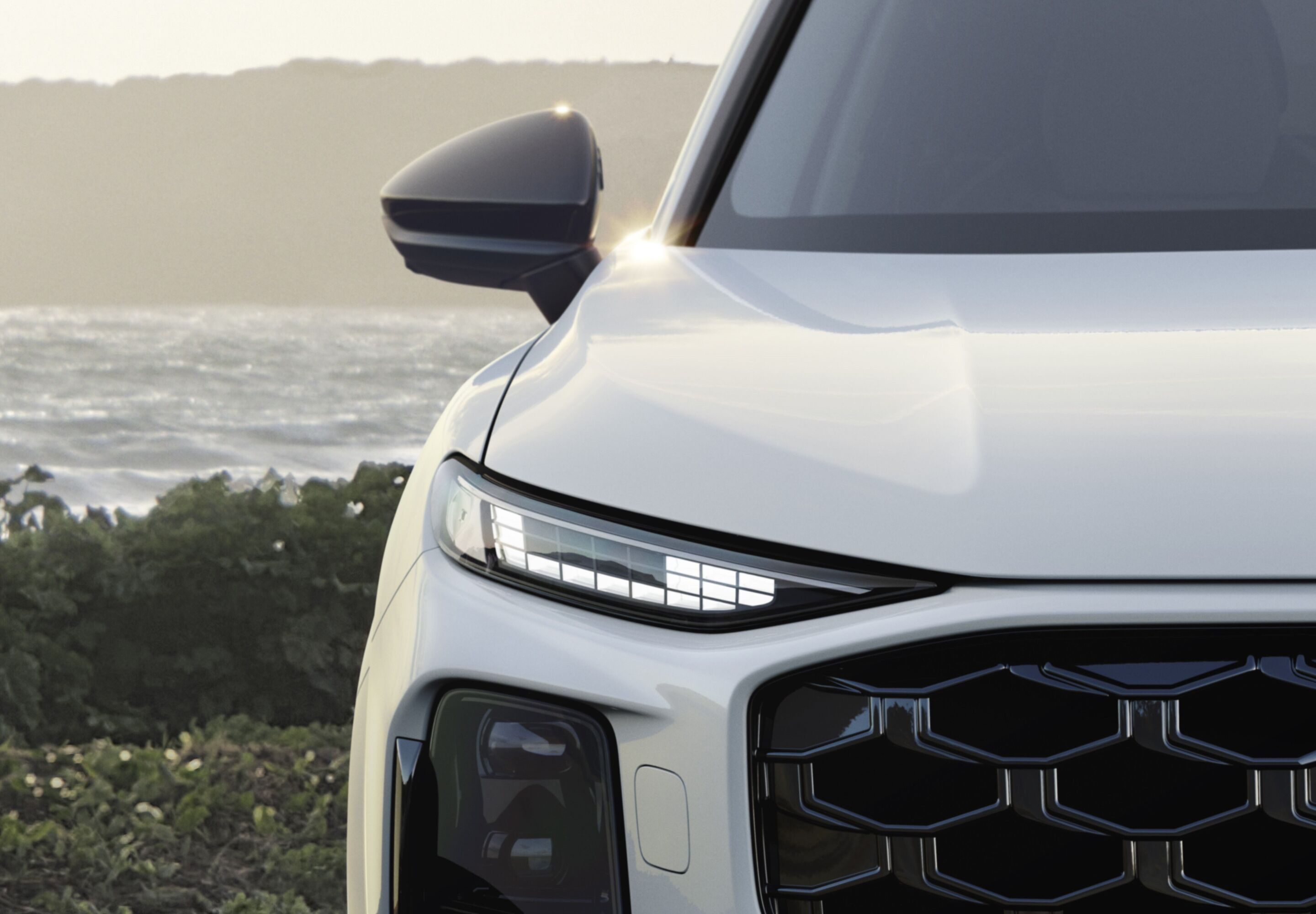 Audi Q3 SUV e-hybrid - Detail,
Farbe: Gletscherweiß