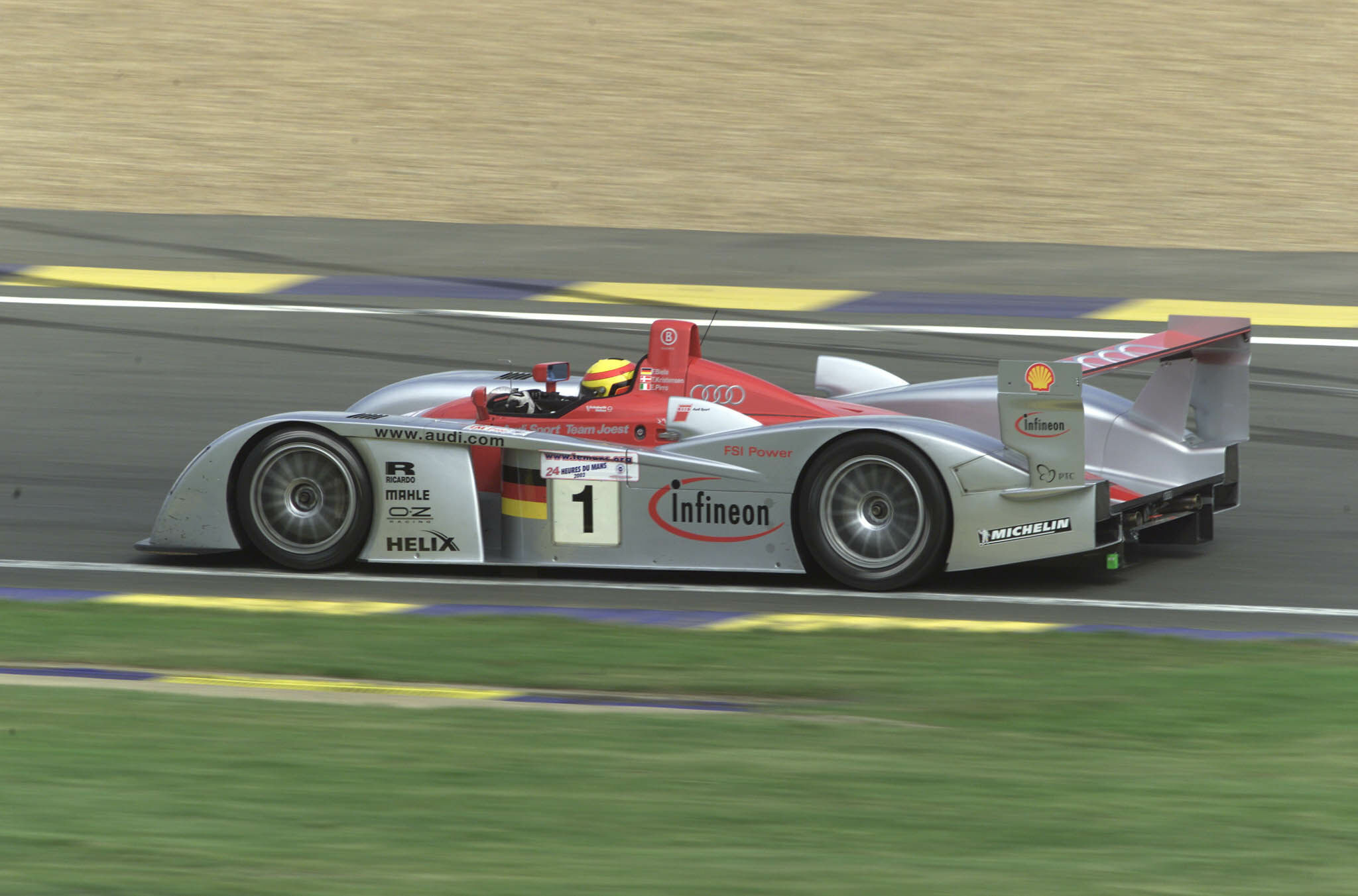 Le Mans legend on display: Audi Tradition at gamescom - This Audi R8 Le Mans Prototype claimed the victory at the 2002 24 Hours of Le Mans. Audi Tradition showcases the 610-horsepower race car at the GIANTS Software booth (Hall 6, Stand B061) at gamescom,...