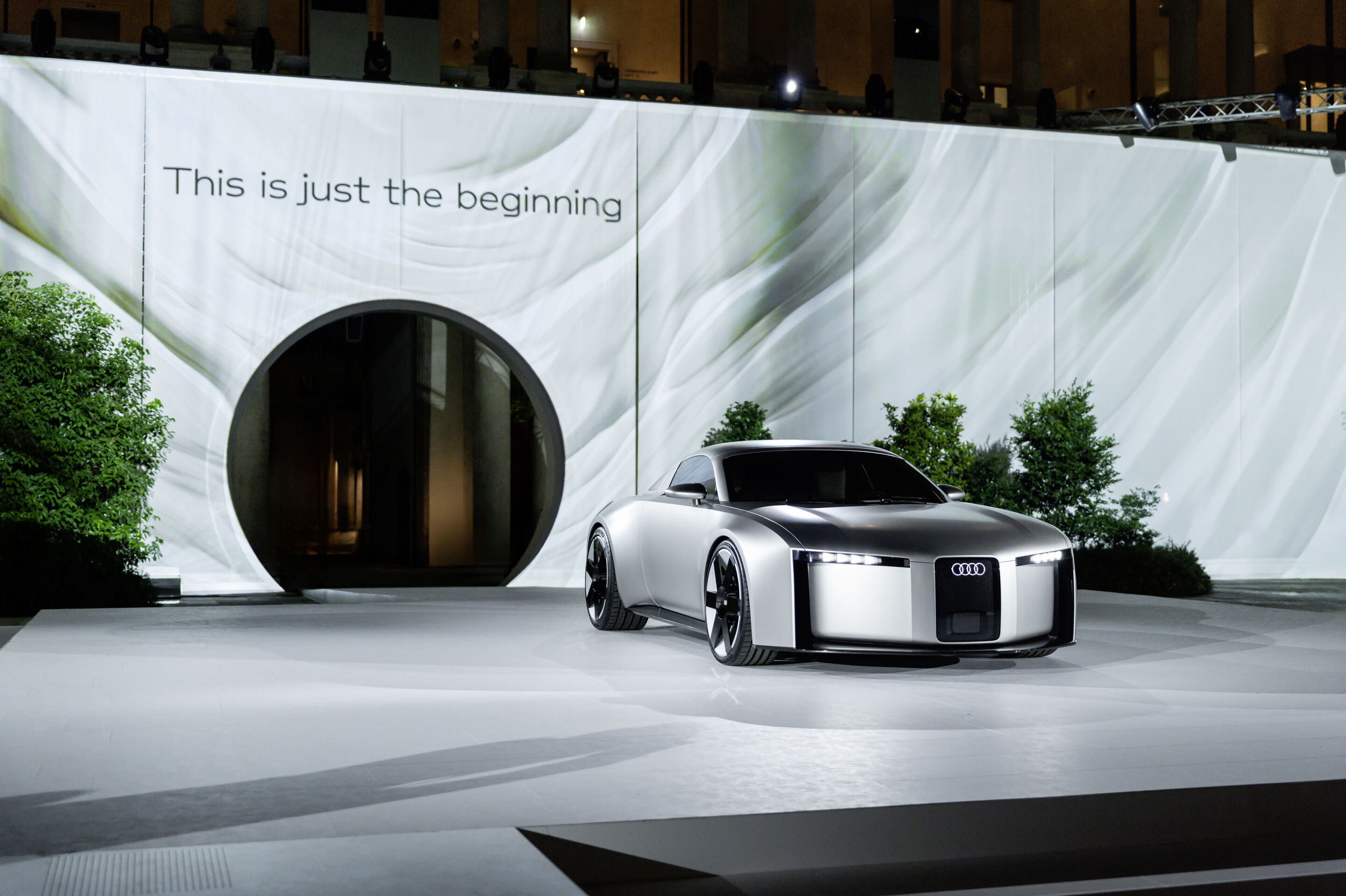 A new beginning in Milan: Audi unveils new design - With the presentation of the Audi Concept C study in Milan, Audi provides a concrete preview of the design of future models.