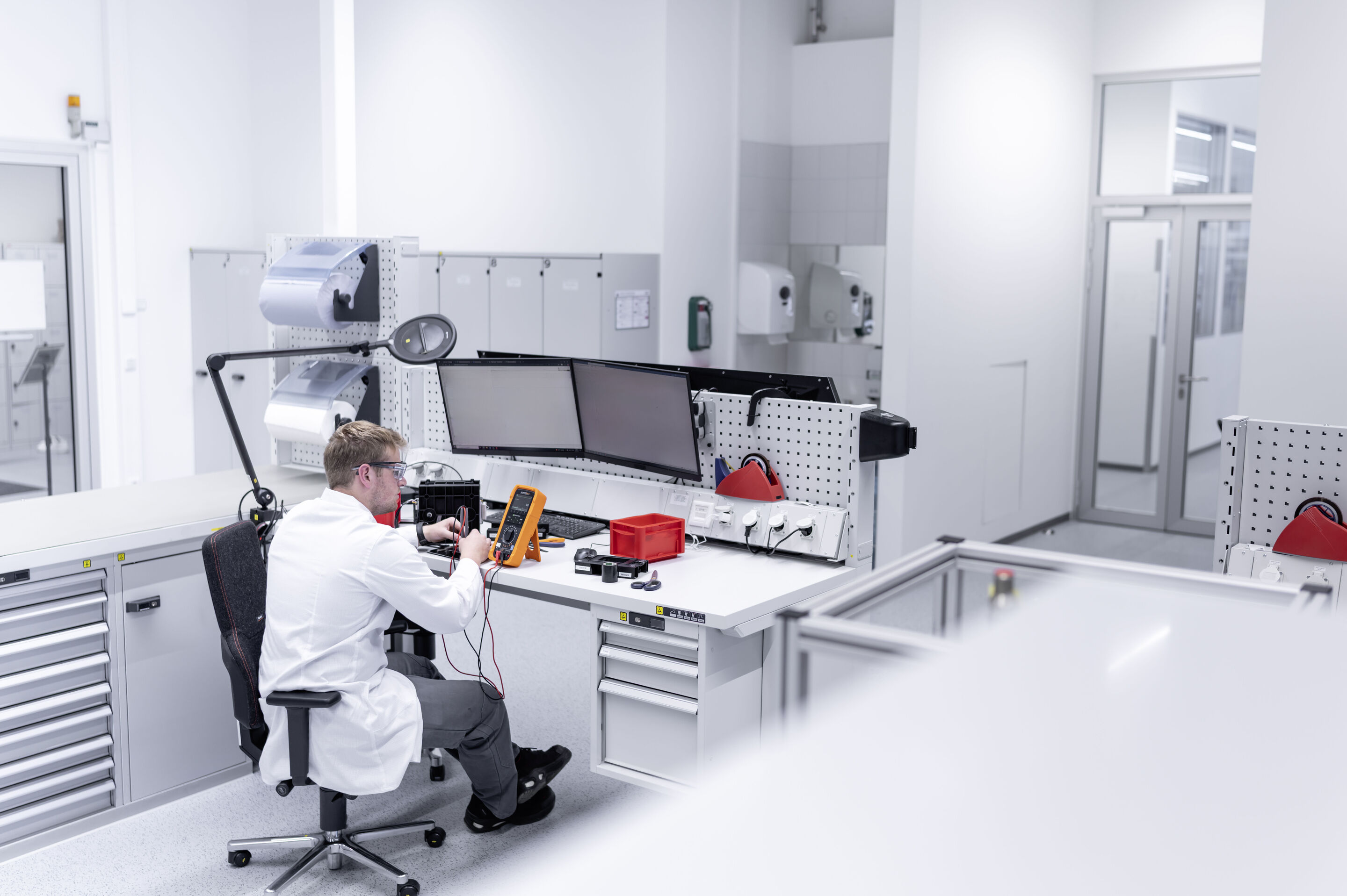 Development of the Audi F1 Power Unit - Development and assembly of the Energy Recovery System (ERS) at the Neuburg site