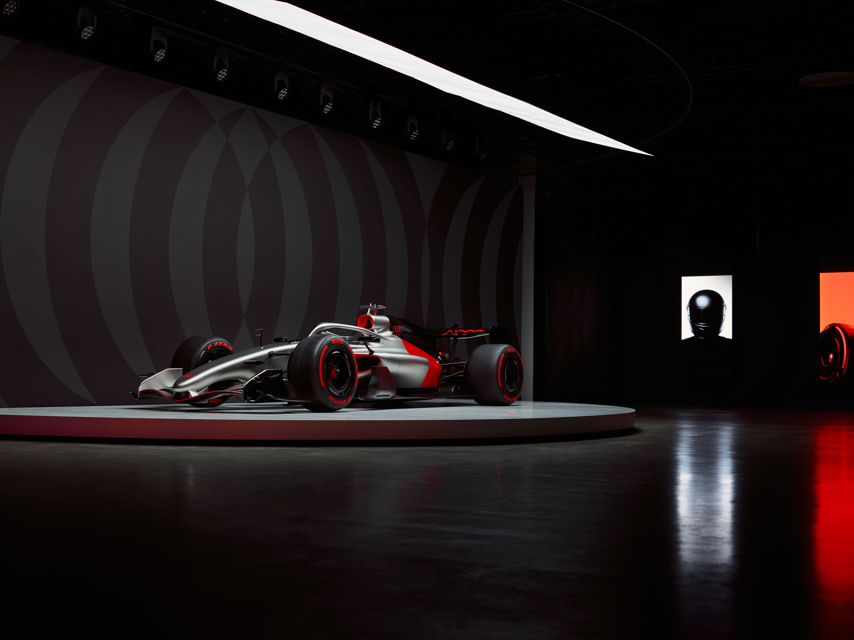 Audi enthüllt Design für die Formel 1 - Der Audi R26 Concept gibt einen Ausblick auf den Markenauftritt in der Königsklasse des Motorsports. Impressionen vom Reveal-Event „Audi One“ in München, 12. November 2025.