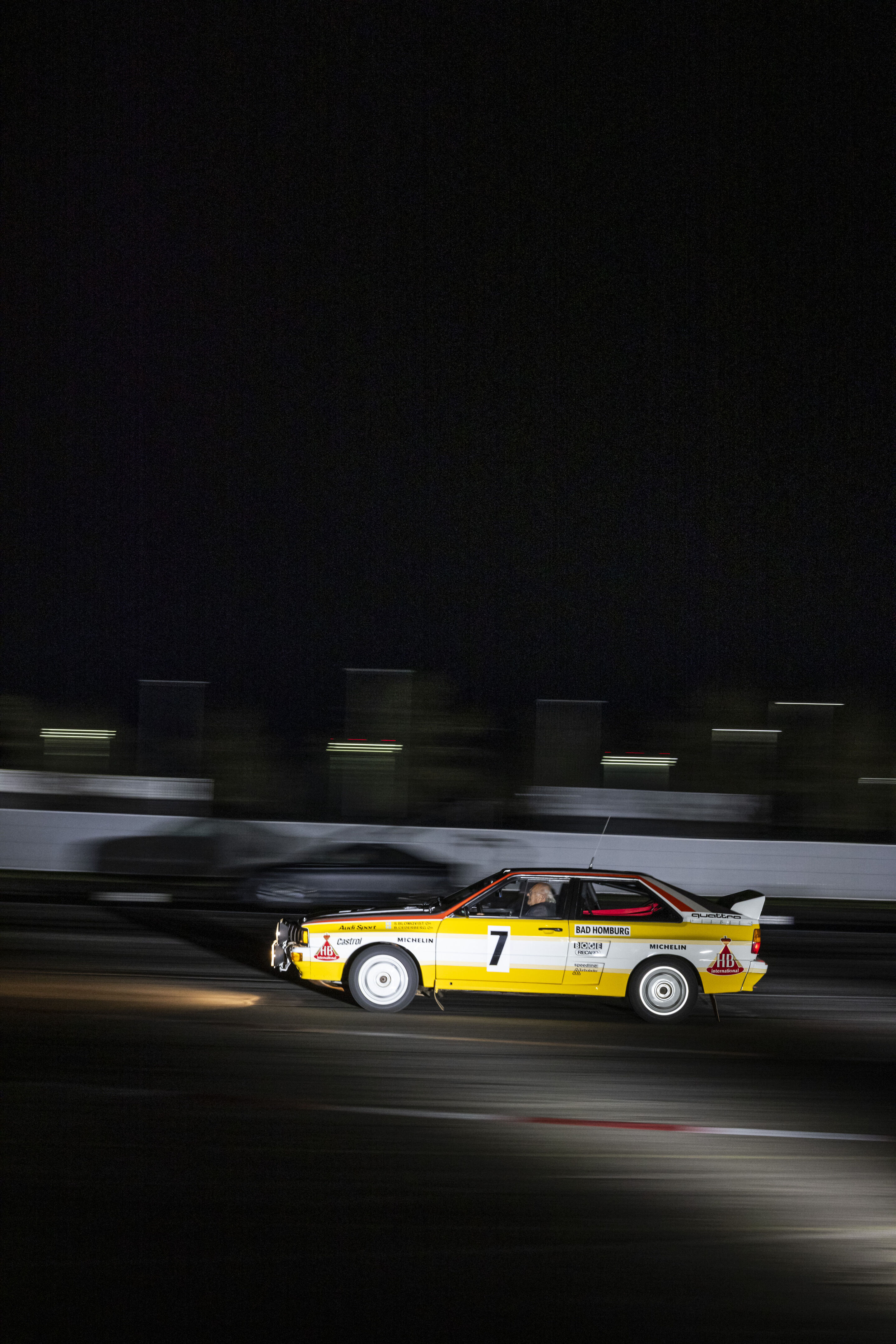 Motorsport-Legenden begrüßen den Audi R26 Concept - Audi Fahrer-Legenden sind zu Gast beim Event „Audi One“ in München, 12. November 2025: Stig Blomqvist und Harald Demuth im Audi quattro Rallye A2