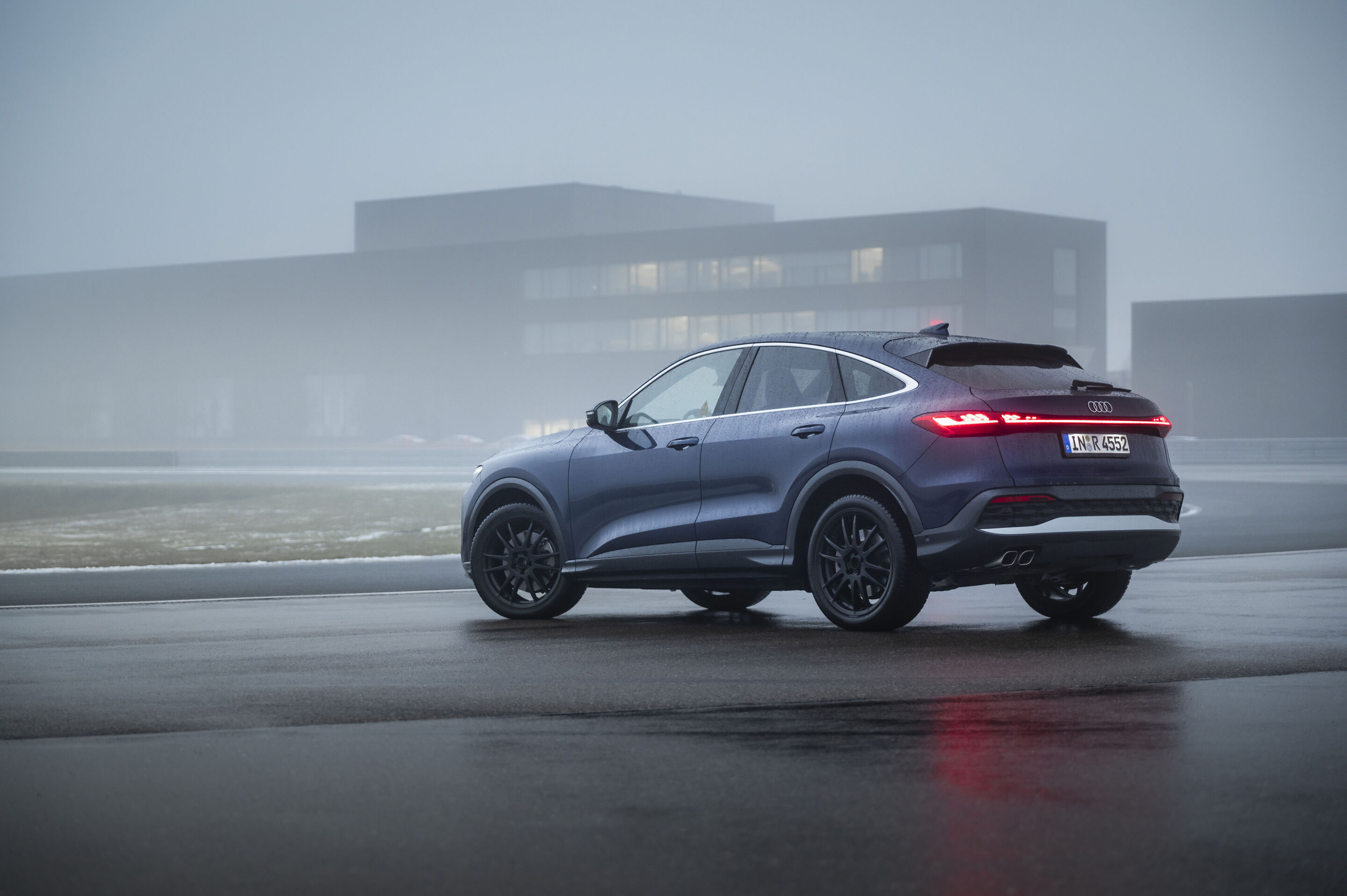 V6-Diesel-Motor für Audi Q5 und Audi A6 - Neuer V6 TDI im Audi Q5: 580 Nm Drehmoment, Mild-Hybrid-Technologie und die Option für HVO-Kraftstoff, der bis zu 95 Prozent weniger CO₂-Emissionen ermöglicht.