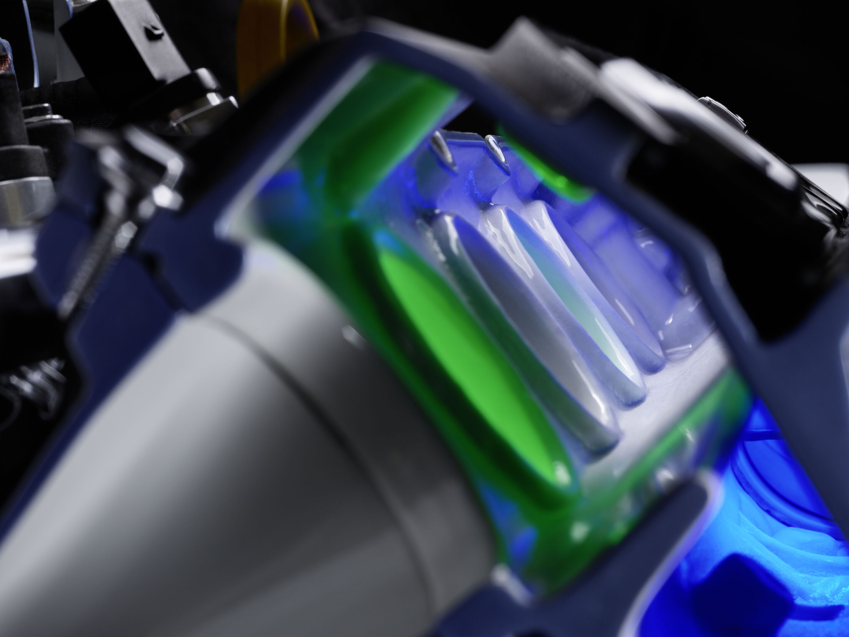 Audi 2.5 TFSI five-cylinder - Detail of the intake ports: Flow-optimized geometry for maximum efficiency