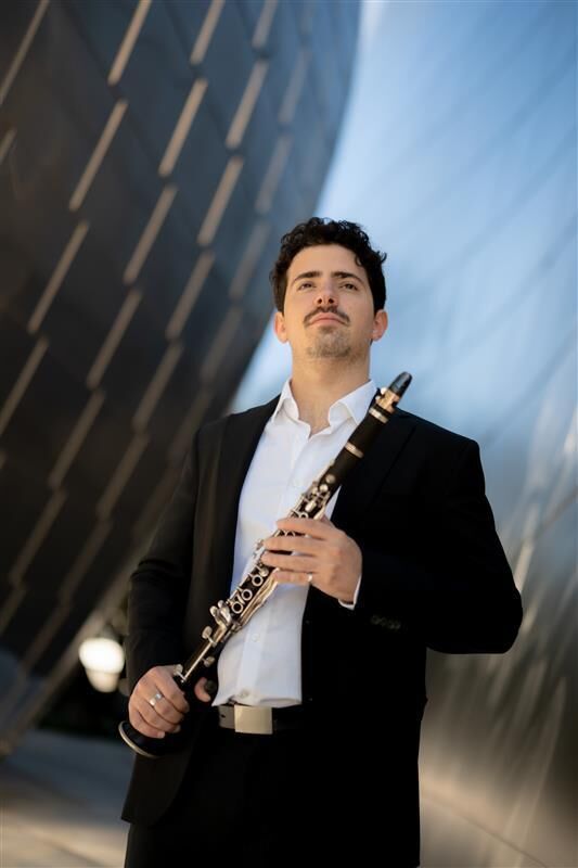 Audi Summer Concerts 2026 - Elad Navon performs at the Classical Open Air on June 26 together with the Audi Philharmonic Wind Orchestra.