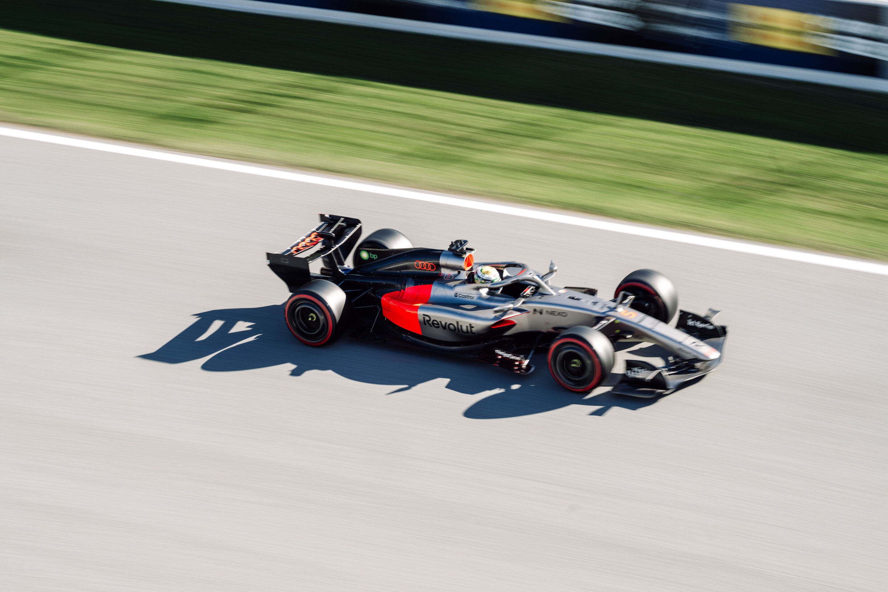 Audi Revolut F1 Team: Shakedown Barcelona - Audi R26 (Testträger)