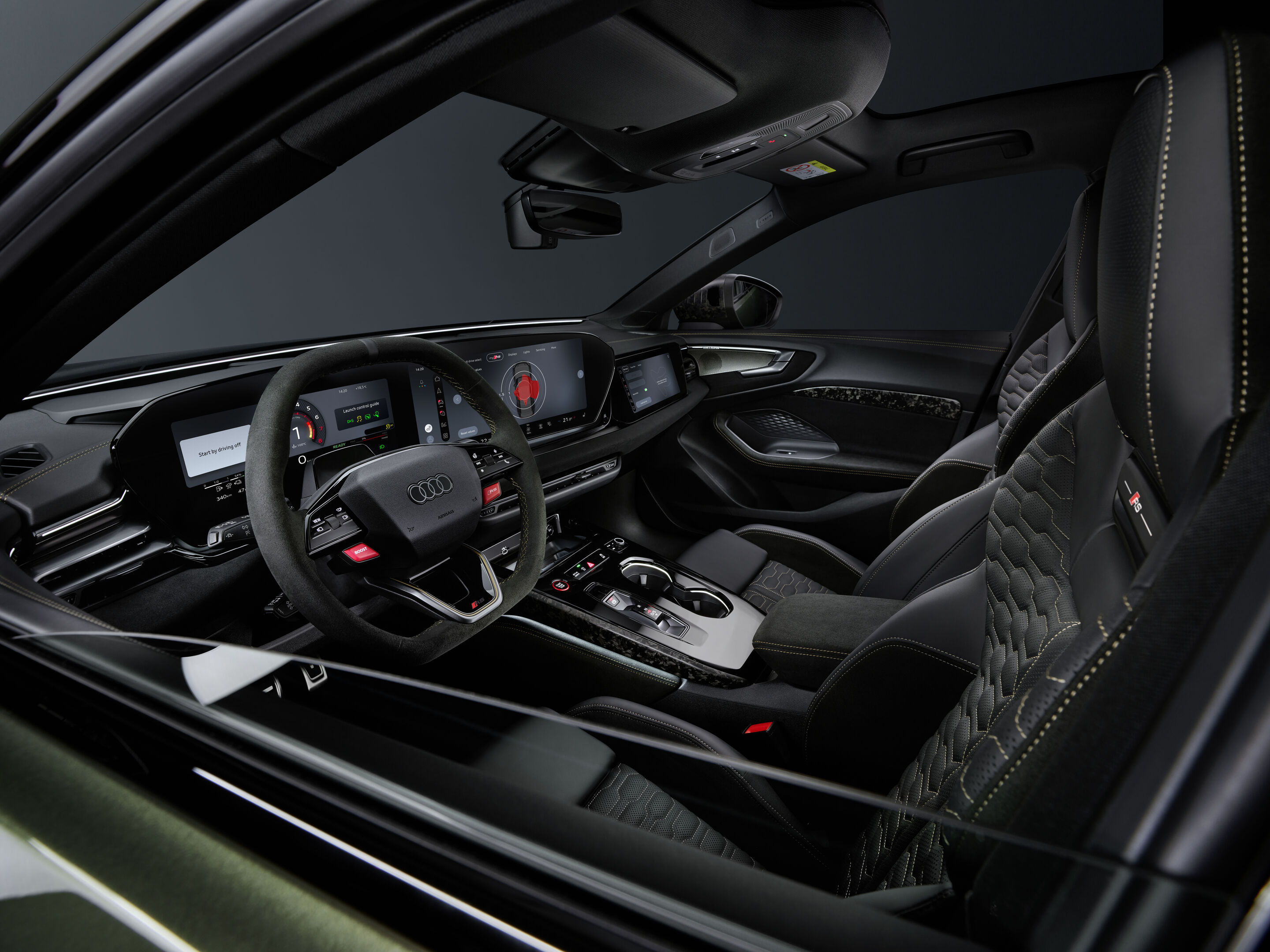 Audi RS 5 Sedan - Bedford green metallic, indoor static photo, interior
