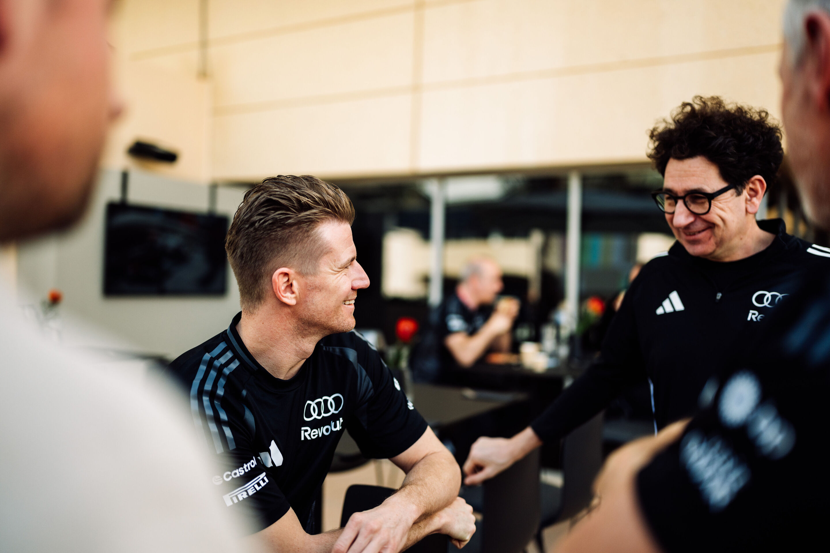 Audi Revolut F1 Team: Testfahrten Bahrain - Nico Hülkenberg, Mattia Binotto