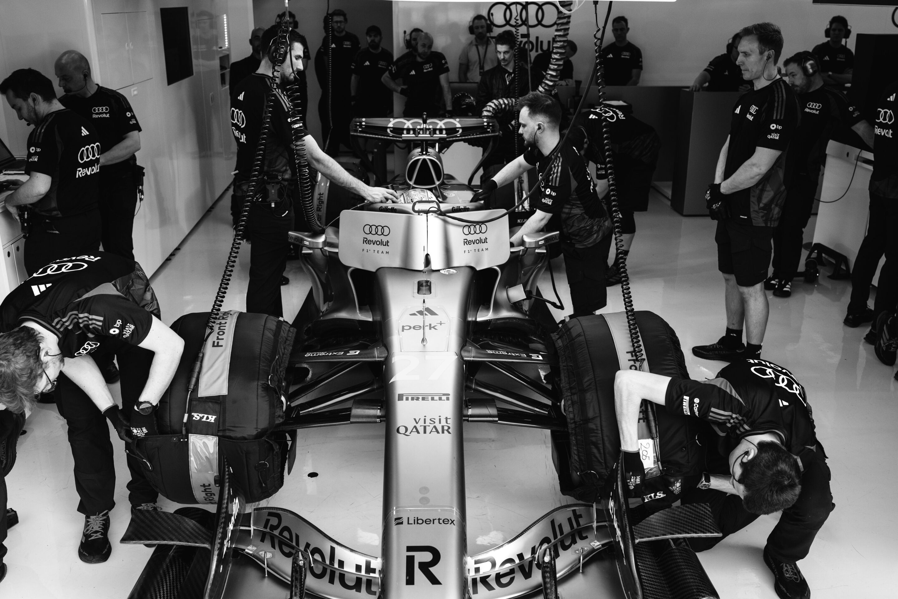Audi Revolut F1 Team: Testfahrten Bahrain - Audi Revolut F1 Team