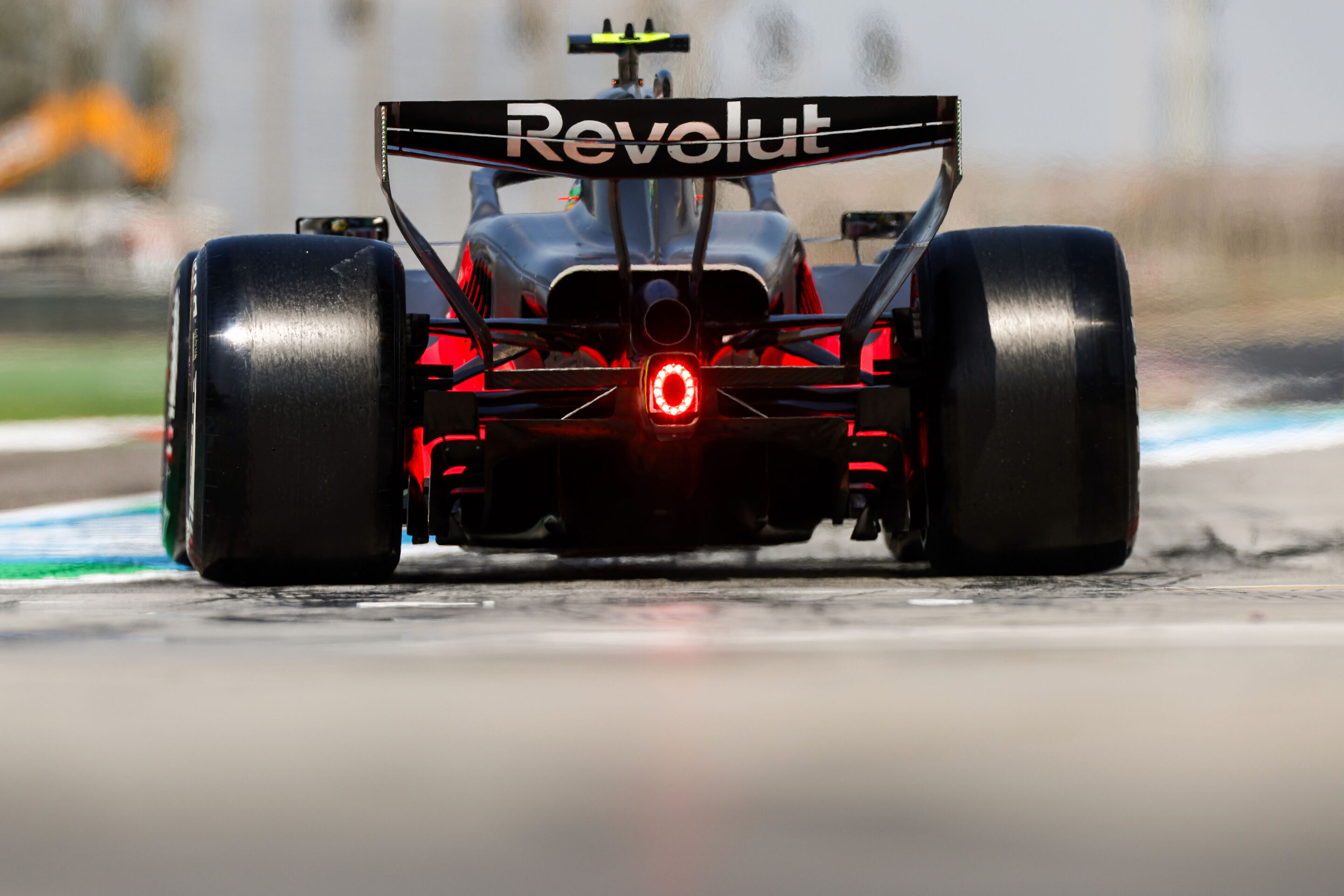 Audi Revolut F1 Team: Testfahrten Bahrain - Audi R26