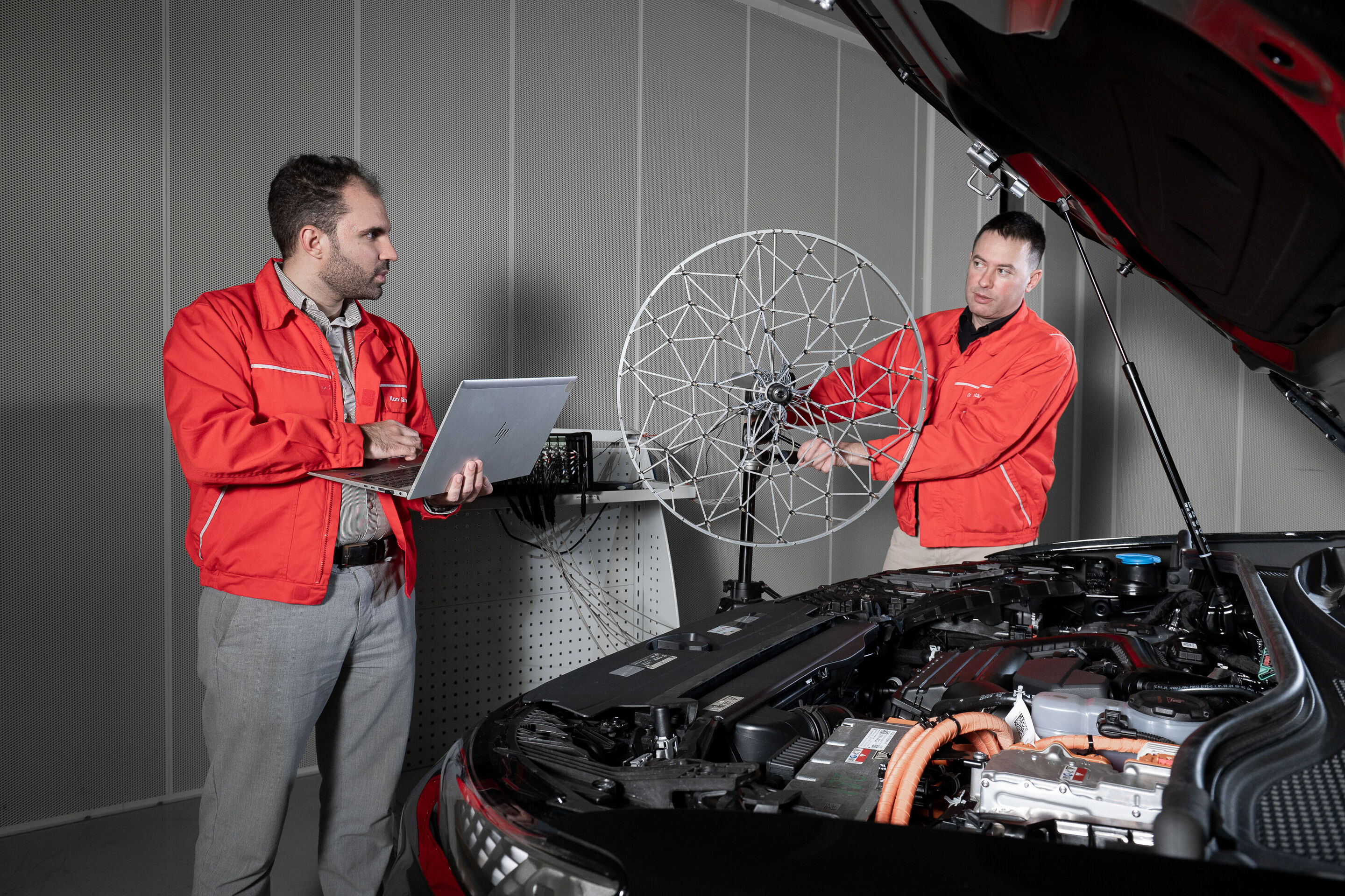 AUDI HUNGARIA Zrt. - Audi Hungaria: Stabiles Produktionsvolumen und Effizienzsteigerung im Geschäftsjahr 2025