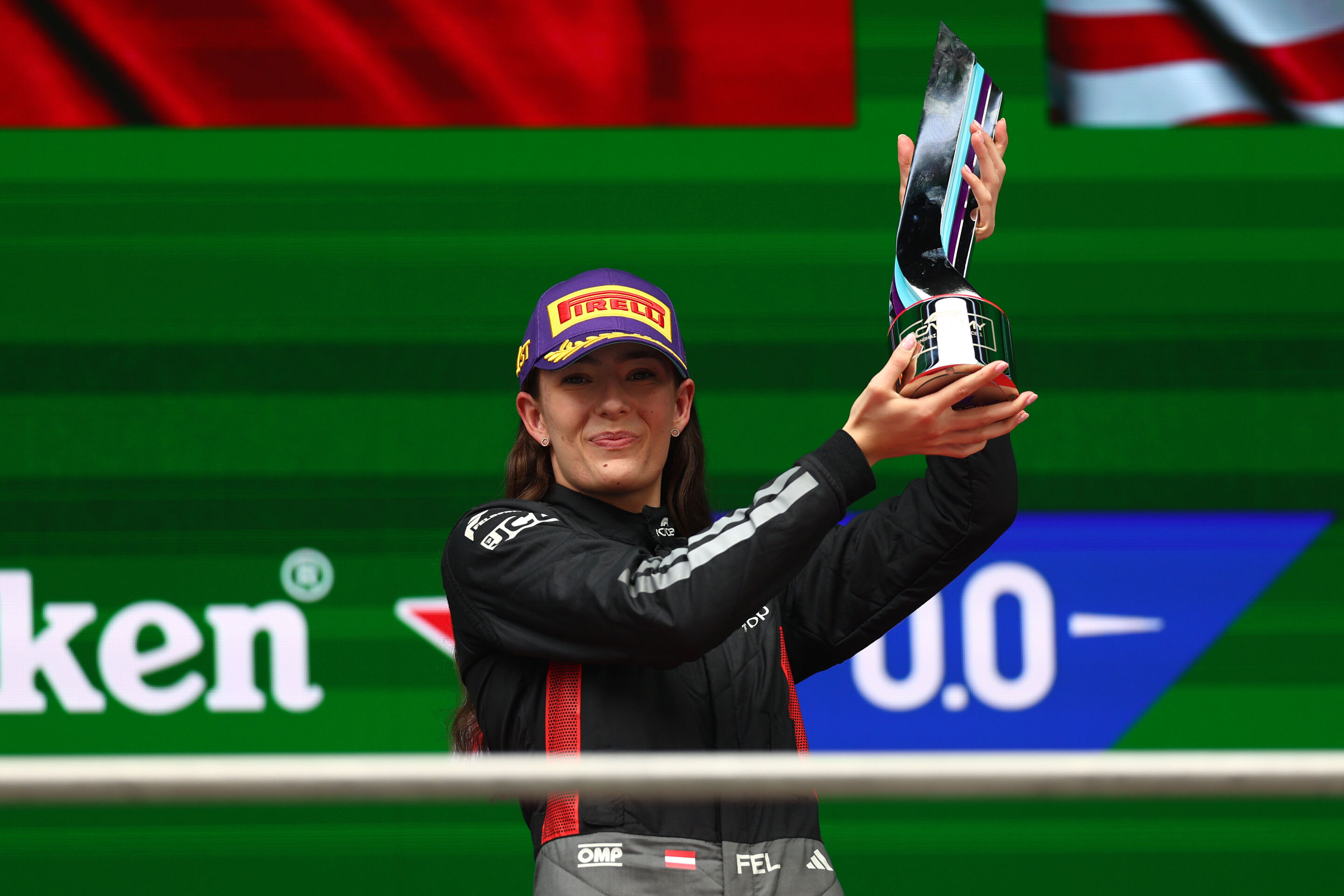 Audi Revolut F1 Team: Grand Prix von China - Nach Platz drei im Sprint am Vortag erzielte Emma Felbermayr beim Hauptrennen der F1 Academy in Shanghai am Sonntag den Rennsieg.