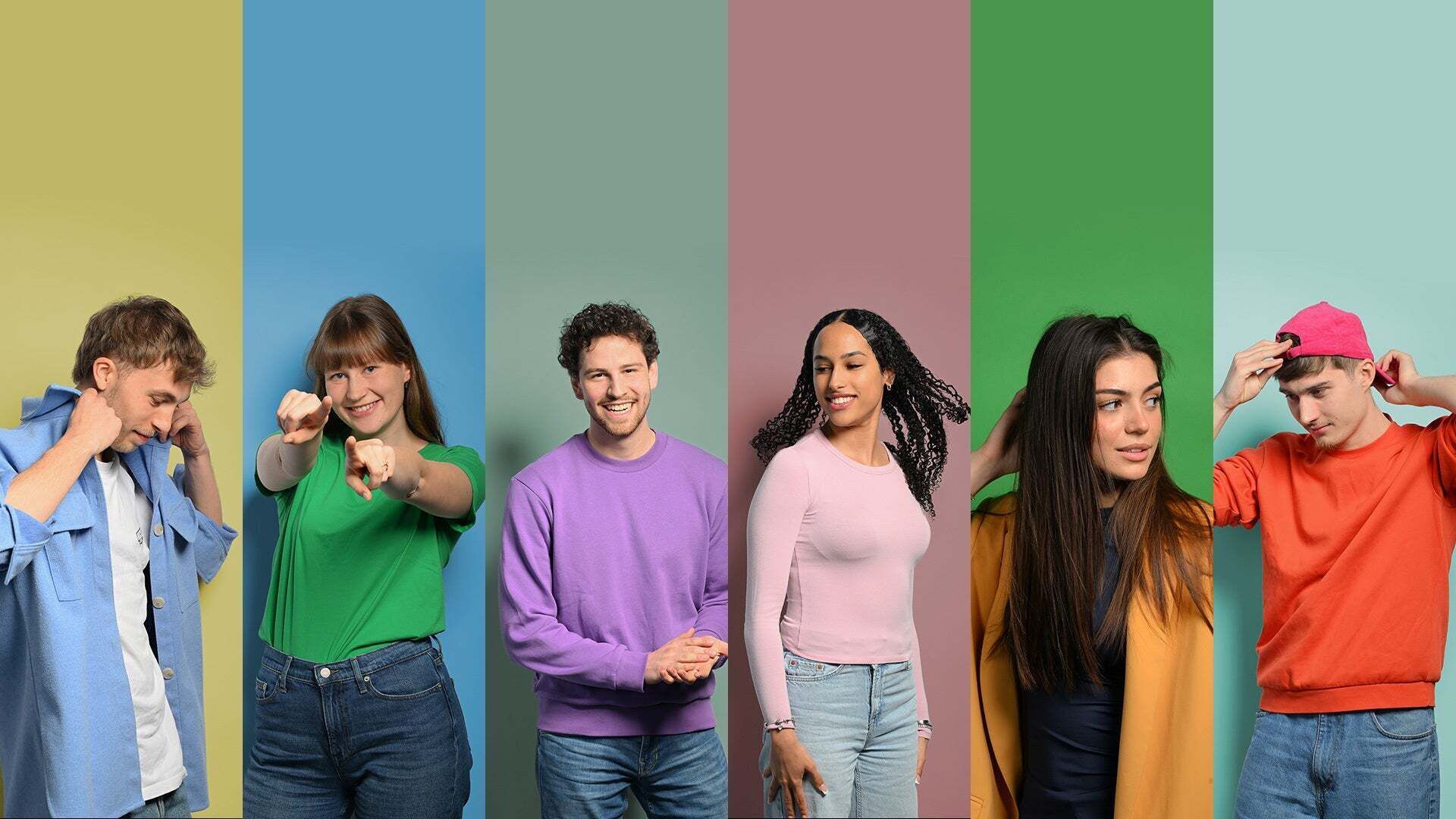 Zusammenschnitt einer Gruppe junger Menschen, die sich bequem an einer Betonwand in verschiedenen Farben lehnen