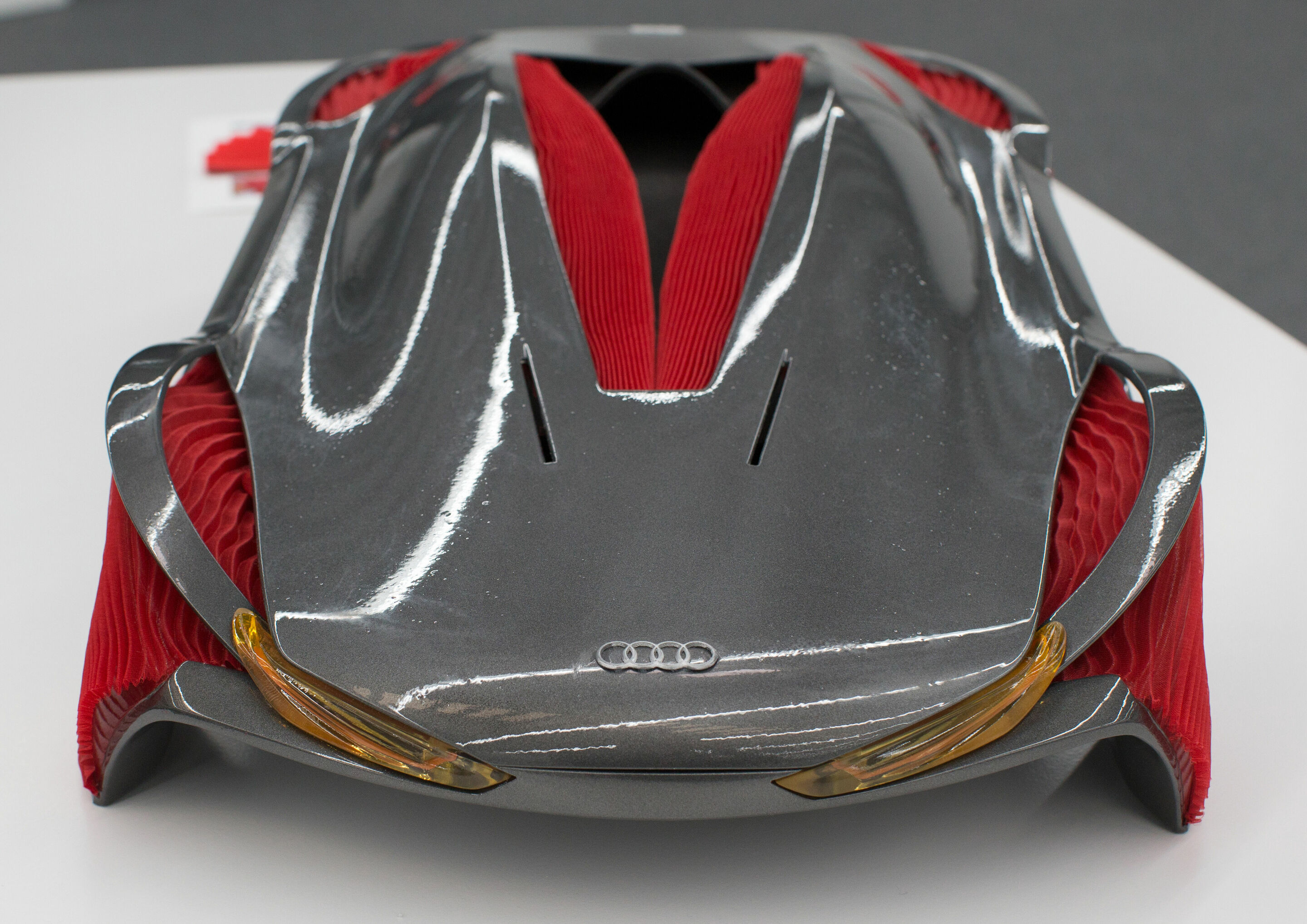 Audi Hosts Design Universities - The model “Epiphany” by students Shihan Pi and Yjing Zhang from the Royal College of Art in London for their cooperative project with Audi.