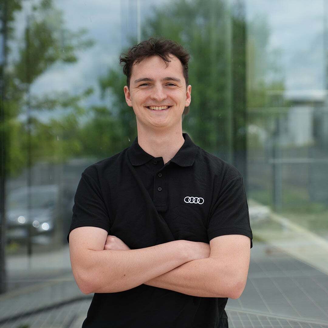 Hannes Näther laughs into the camera