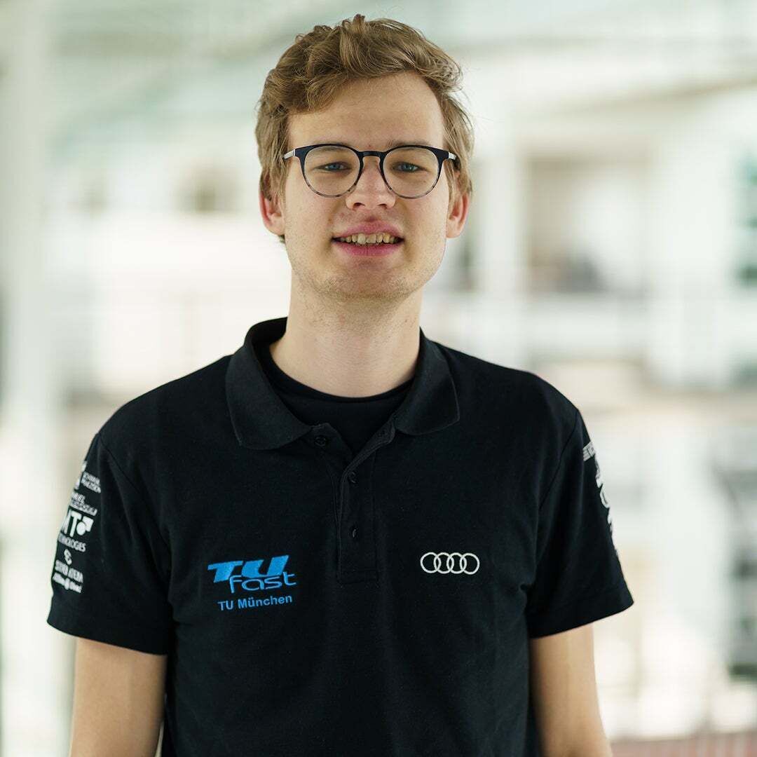 Marius Schlüter laughs into the camera