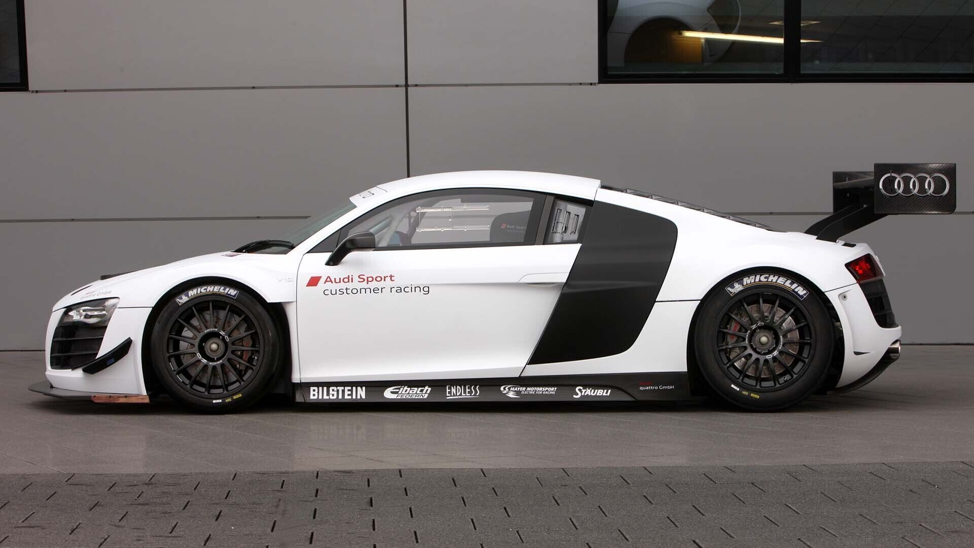 A picture showing the Audi R8 LMS ultra in 2012.