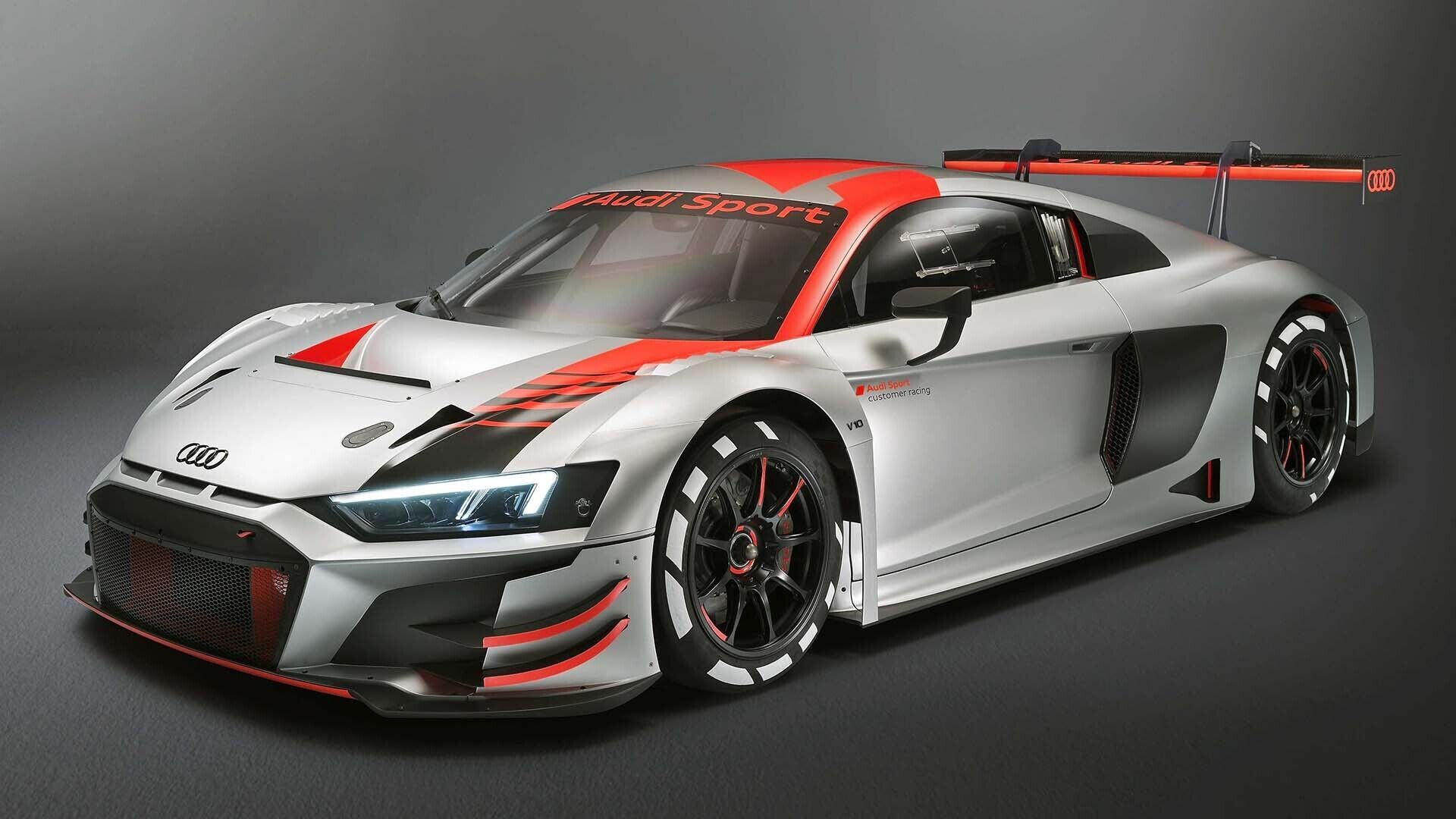 A studio picture showing the Audi R8 LMS GT3 in 2018.