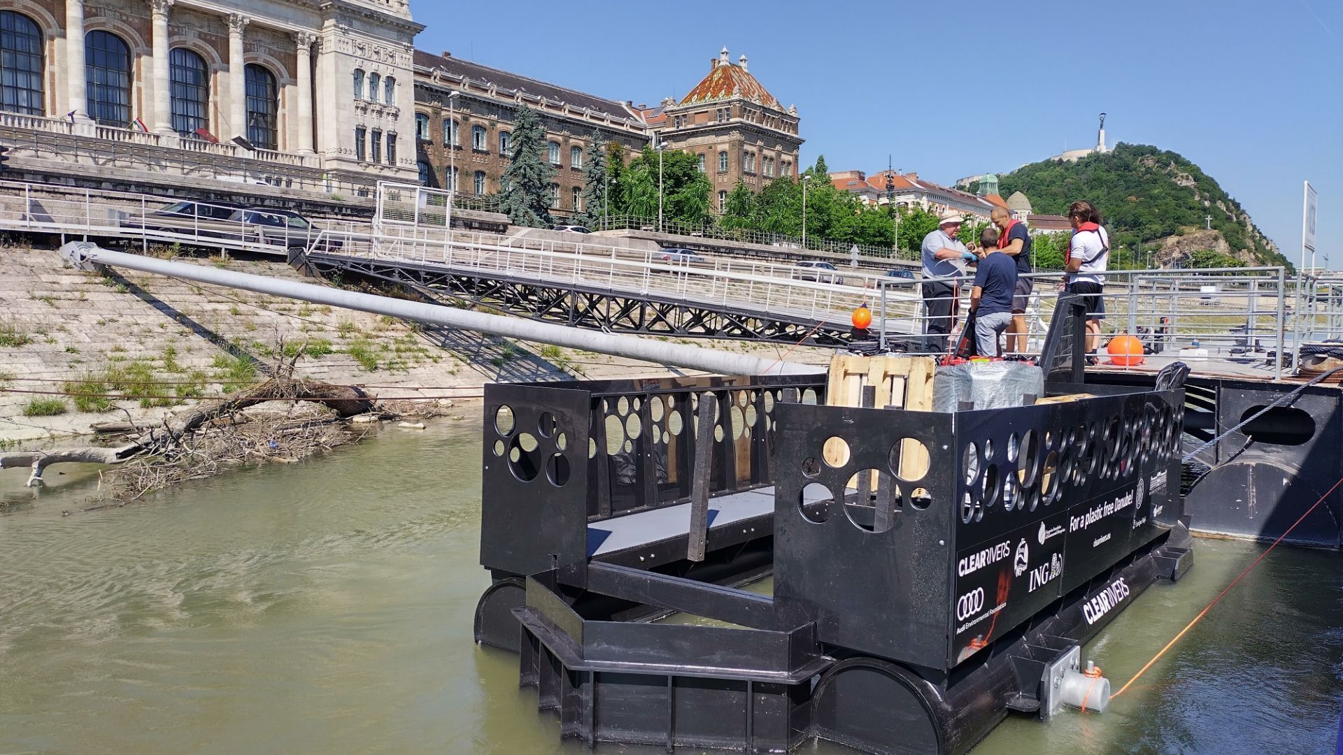 Waste collection ship on the Danube