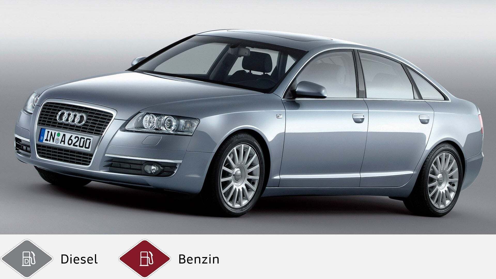 Silberner Audi A6 Limousine (2004–2008) im Studio, mit glatten Linien und Chromakzenten. Unten graues Dieselsymbol und rotes Benzinsymbol.