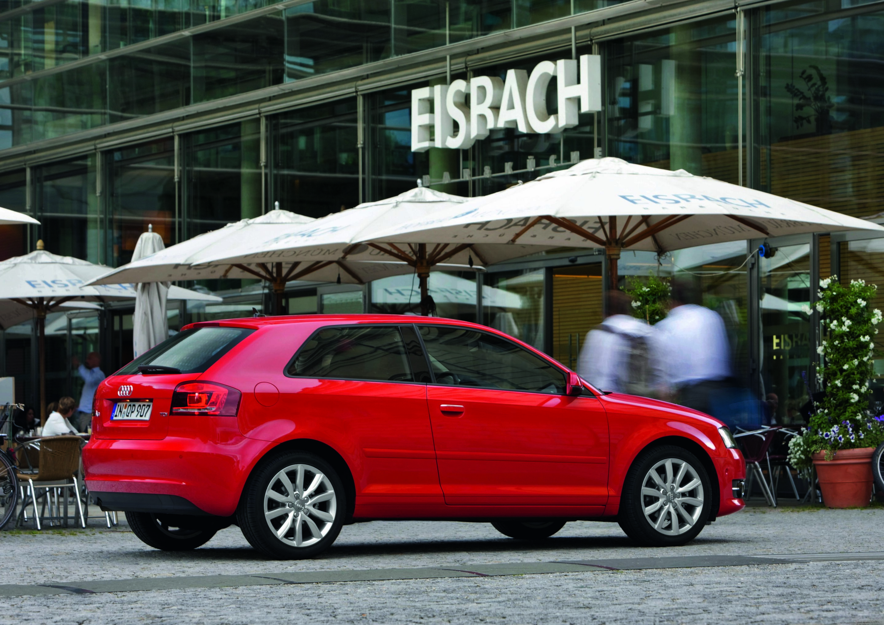 Audi A3 - Farbe: Misanorot