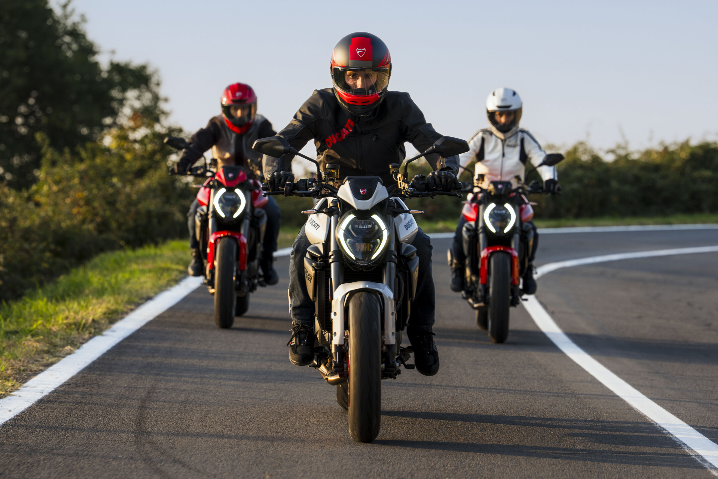 Ducati Motor Holding S.p.A. - When you think of Ducati, you think of the Monster. Now in its 5th generation, the naked bike has a fresh design, a new V2 twin engine, and advanced electronics.