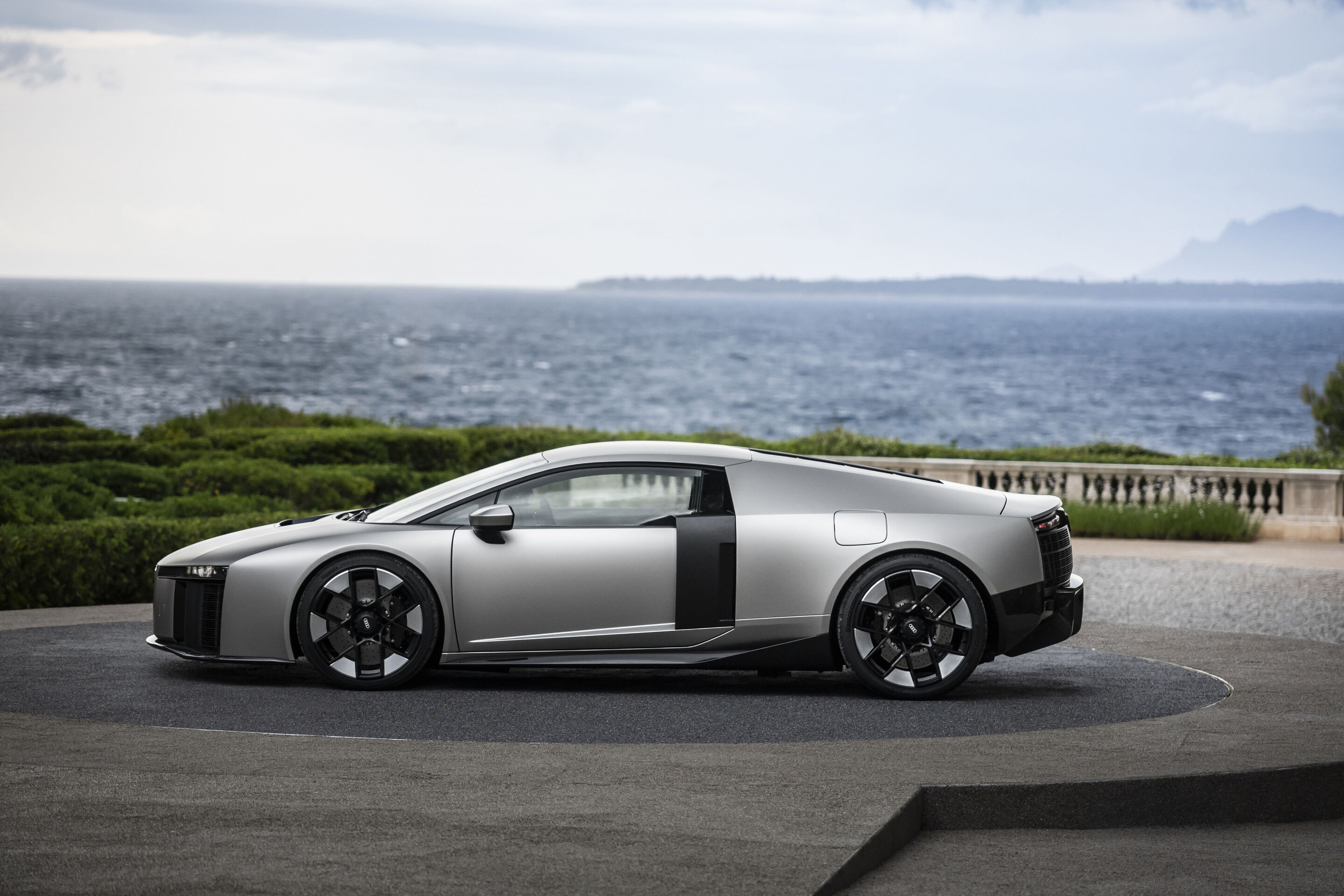 Audi Nuvolari - Titanium, Outdoor-Standaufnahme, Exterieur, Seitenansicht