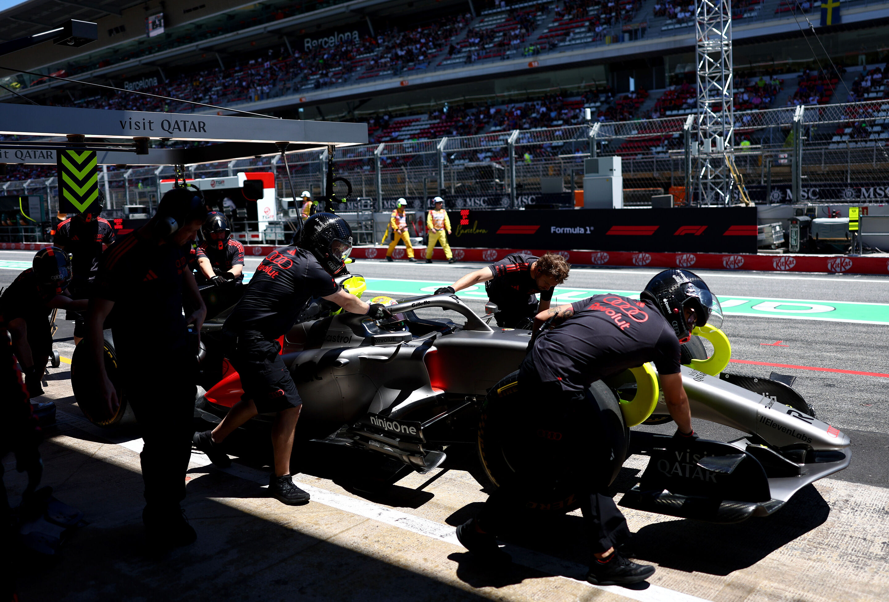 Audi Revolut F1 Team: Barcelona Grand Prix - Audi R26 #5, Gabriel Bortoleto