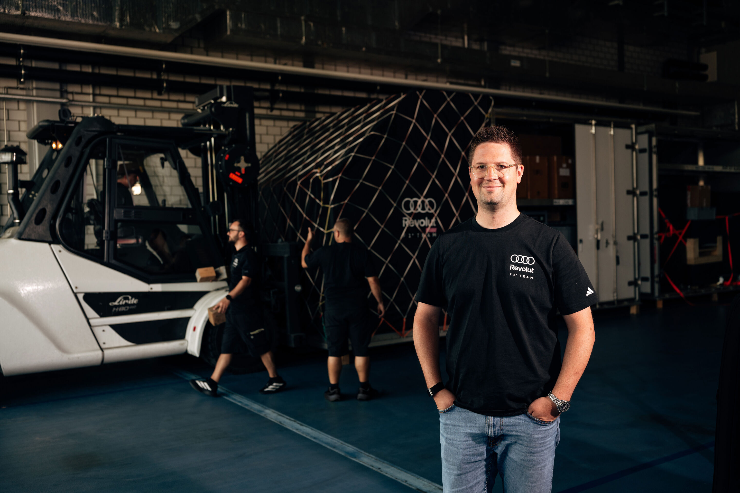 Einblicke in die verschiedenen Welten der Logistik bei Audi - Björn Brickwedde, Head of Logistics beim Audi Revolut F1 Team in Hinwil