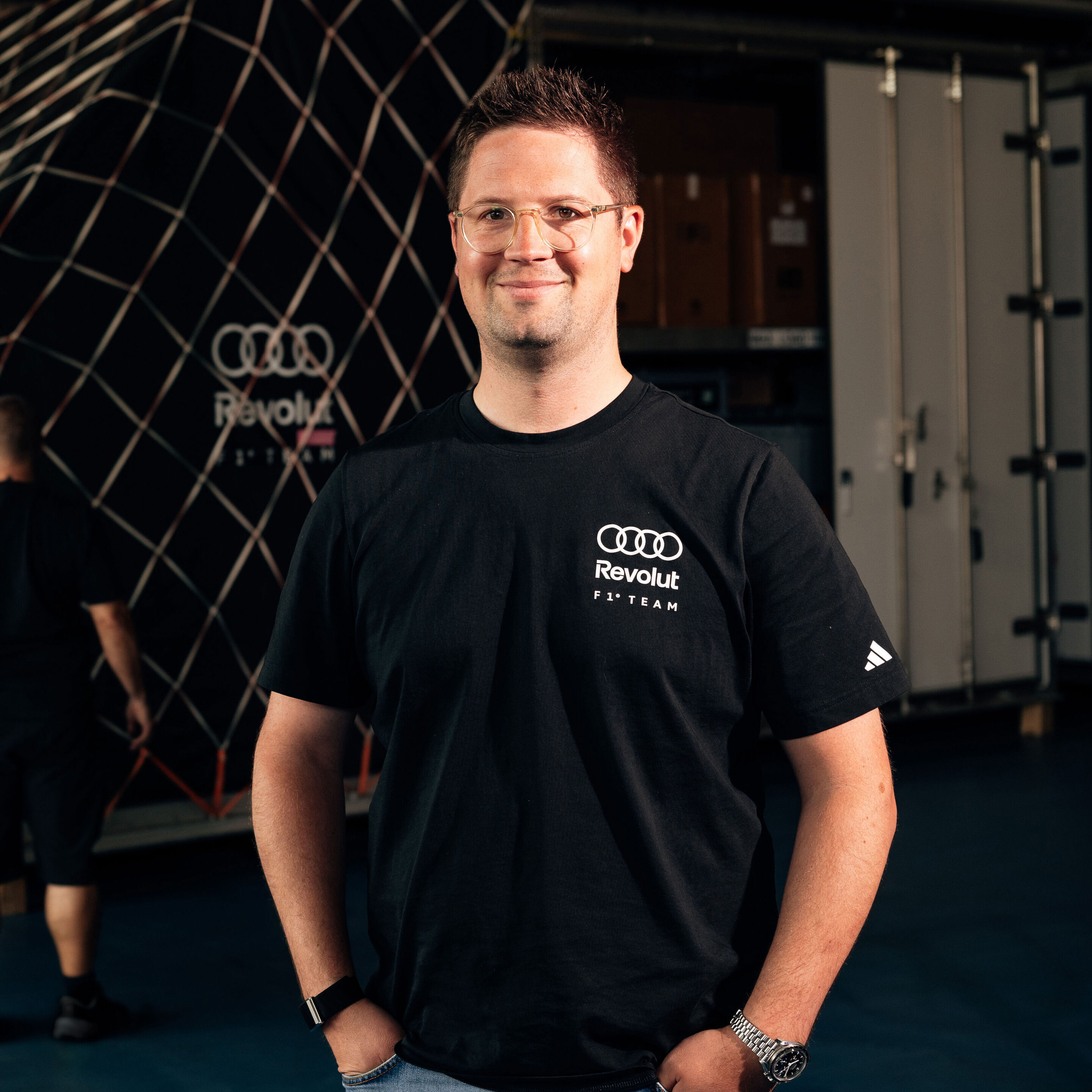Einblicke in die verschiedenen Welten der Logistik bei Audi - Björn Brickwedde, Head of Logistics beim Audi Revolut F1 Team in Hinwil