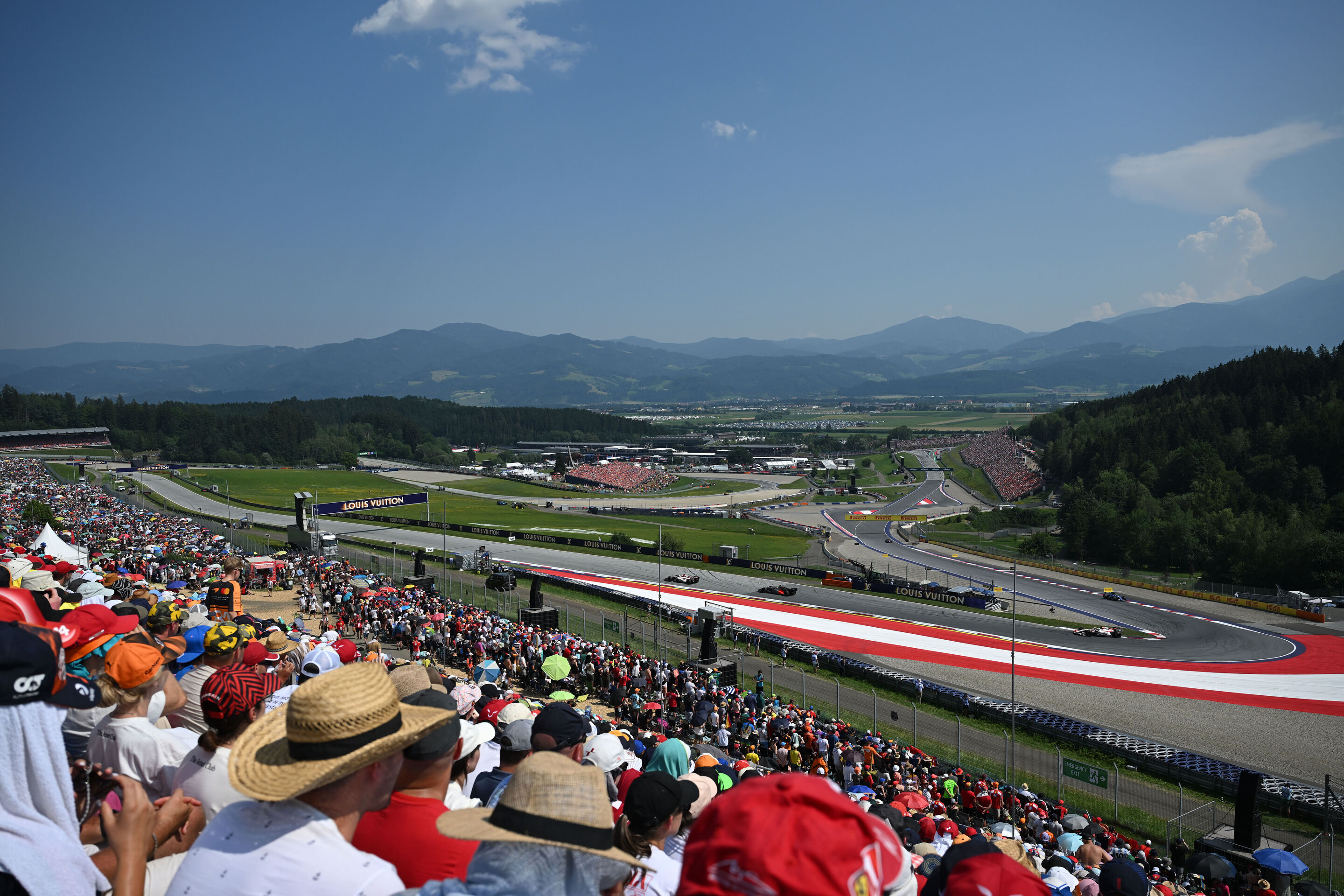 Audi Revolut F1 Team: Austrian Grand Prix - Audi R26 #27, Nico Hulkenberg