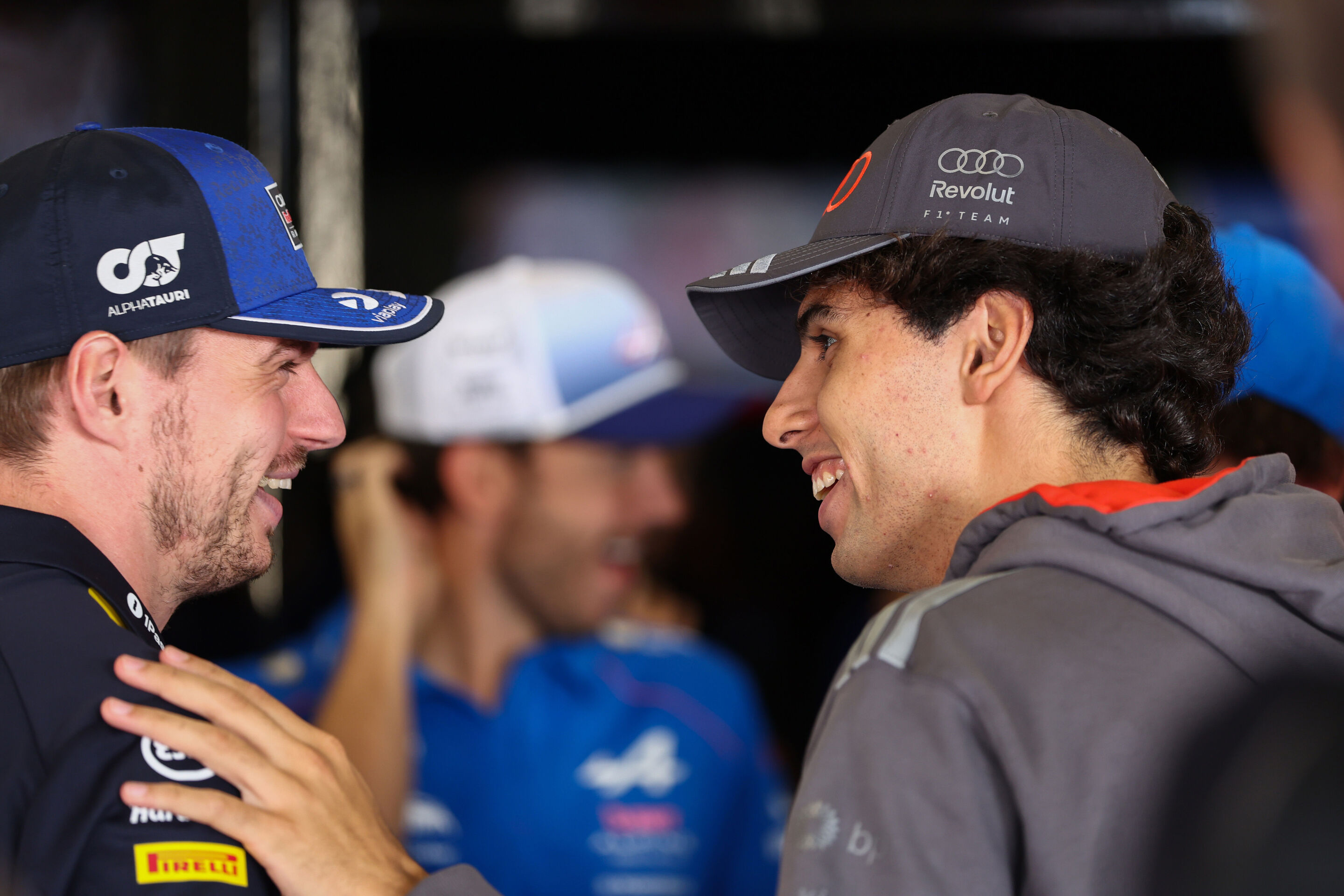 Audi Revolut F1 Team: Grand Prix von Großbritannien - Max Verstappen, Gabriel Bortoleto