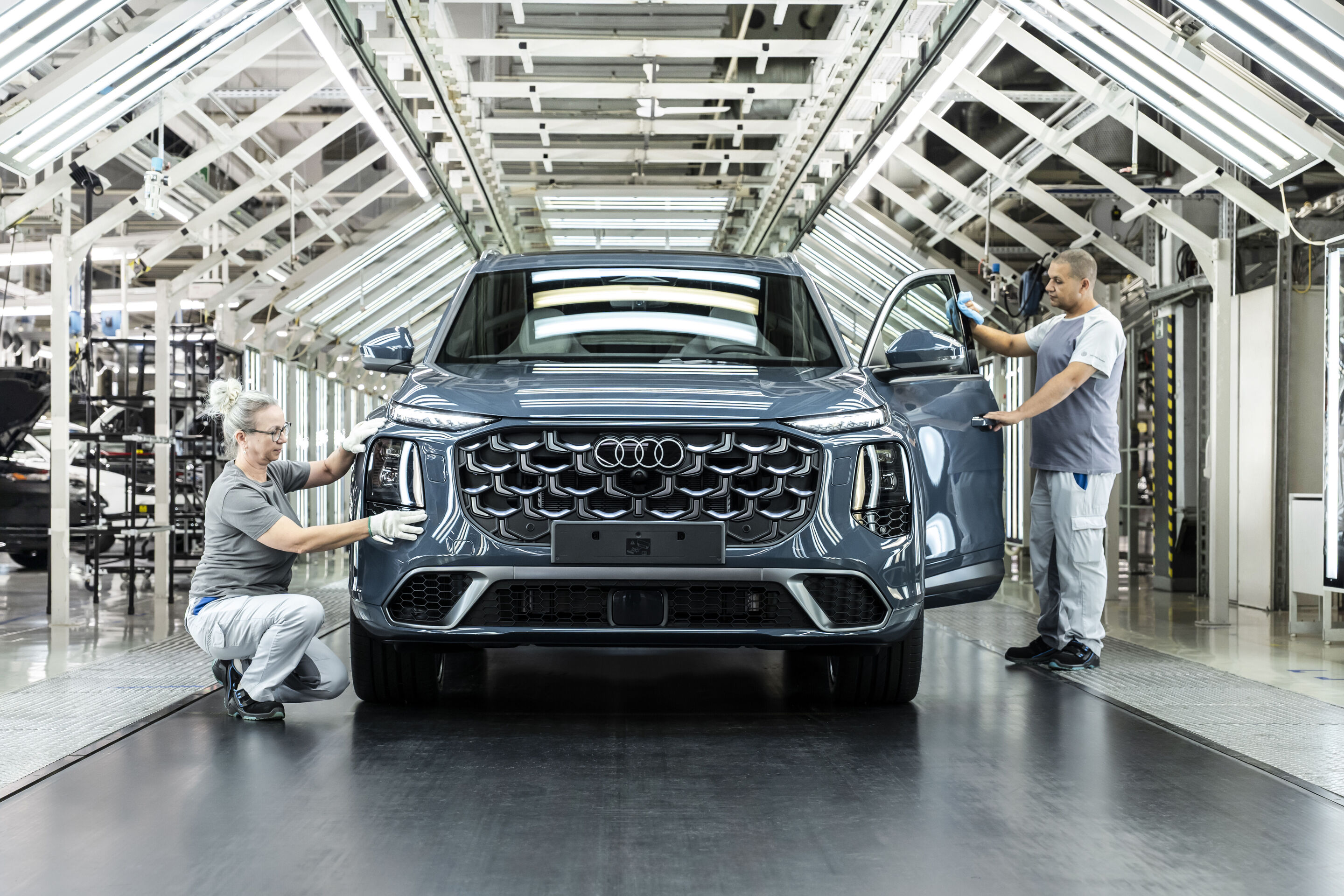 Produktion des Audi Q7 am Standort Bratislava - In der slowakischen Hauptstadt Bratislava produziert Audi seit Ende 2005 den Audi Q7, seit 2026 in seiner dritten Generation.