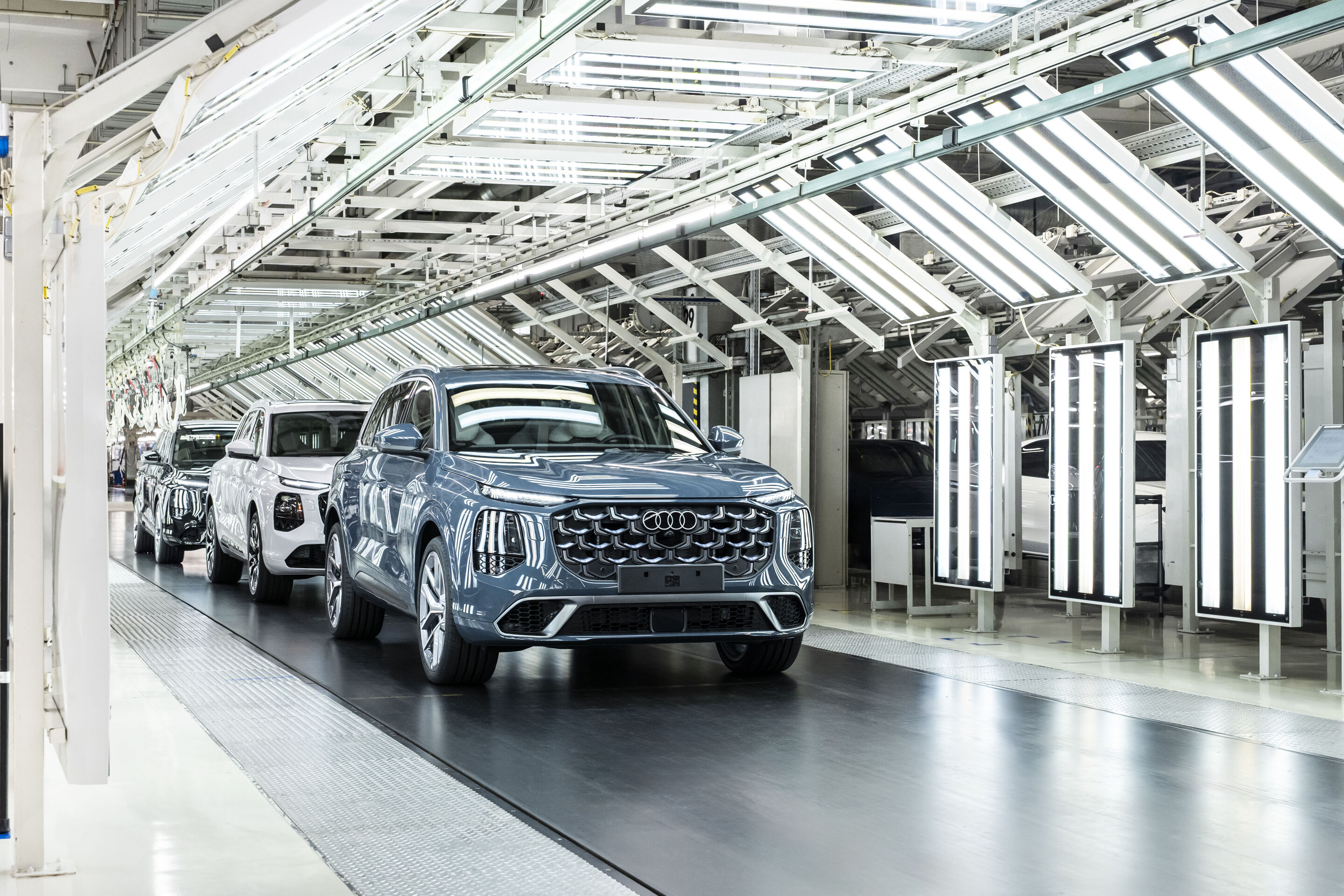 Produktion des Audi Q7 am Standort Bratislava - In der slowakischen Hauptstadt Bratislava produziert Audi seit Ende 2005 den Audi Q7, seit 2026 in seiner dritten Generation.