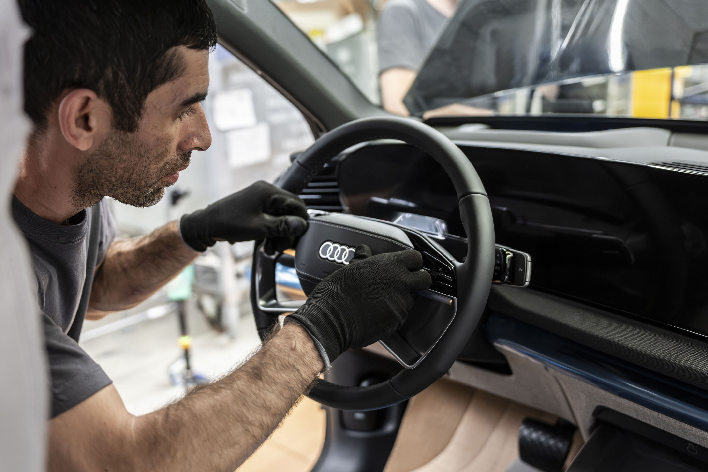 Produktion des Audi Q7 am Standort Bratislava - In der slowakischen Hauptstadt Bratislava produziert Audi seit Ende 2005 den Audi Q7, seit 2026 in seiner dritten Generation.