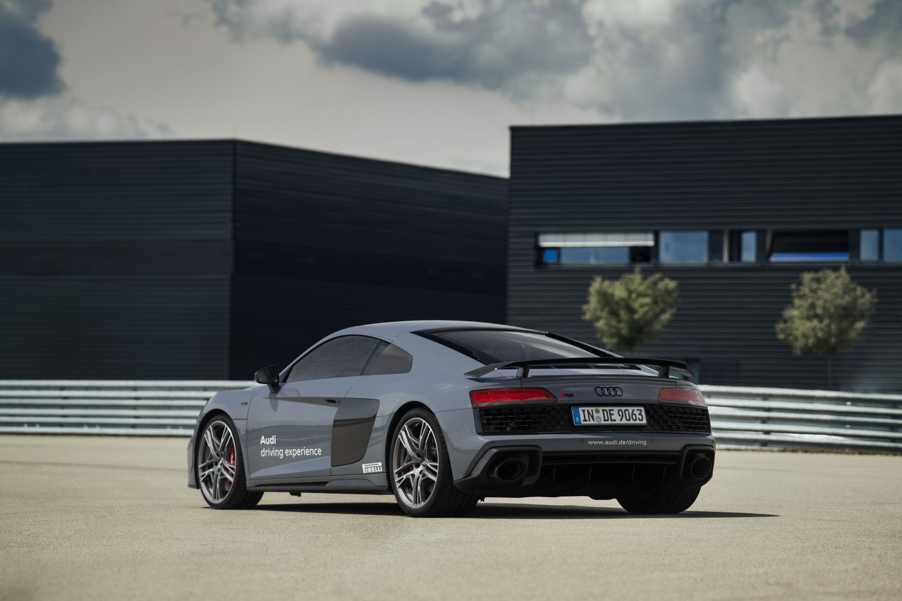 Audi driving experience - Audi R8 at High Performance driving event