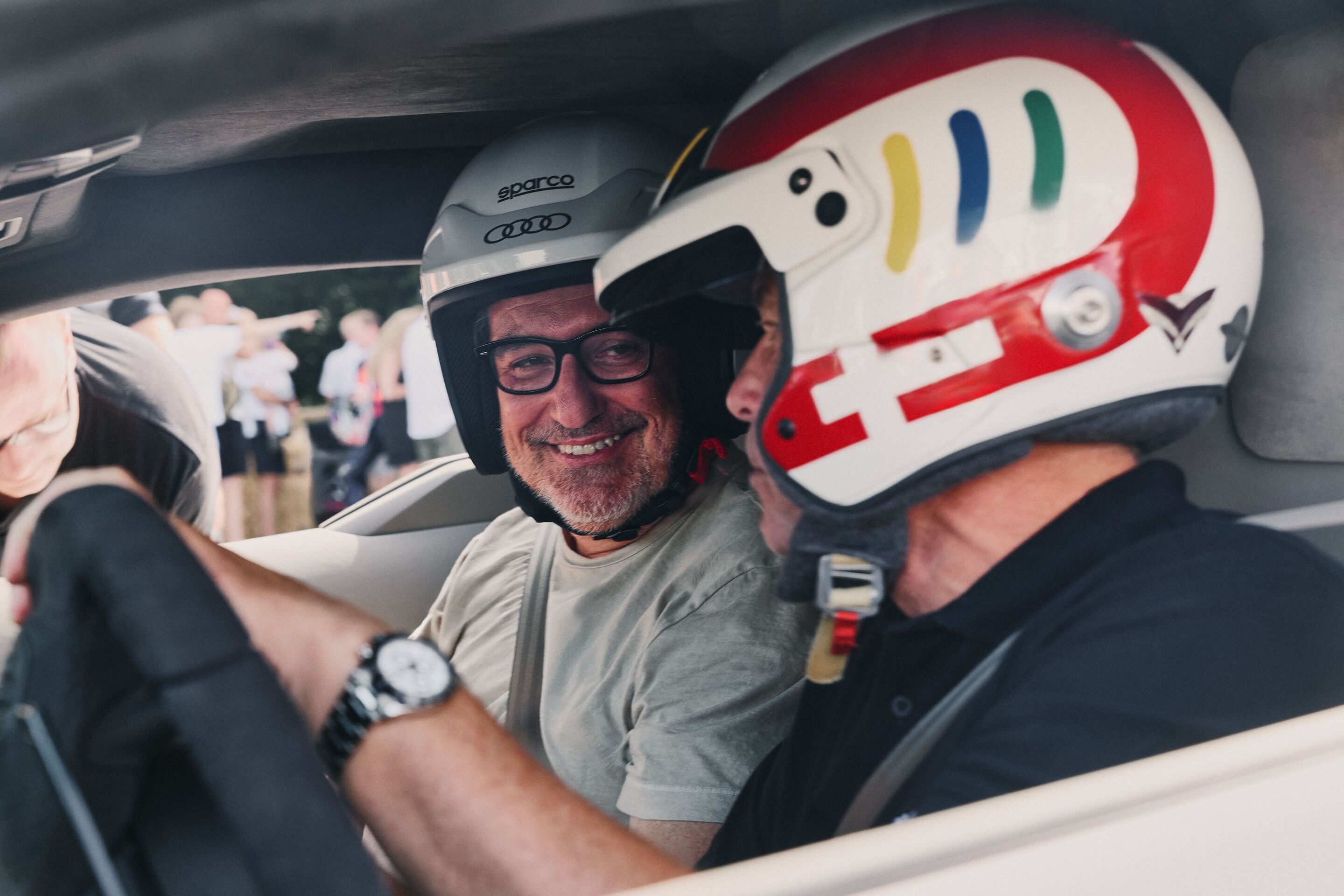 Audi Nuvolari beim Goodwood Festival of Speed - Chief Creative Officer Massimo Frascella und Rennsport-Legende Tom Kristensen im Audi Nuvolari beim Goodwood Festival of Speed. Der Nuvolari wird das leistungsstärkste und schnellste Serienfahrzeug in der...