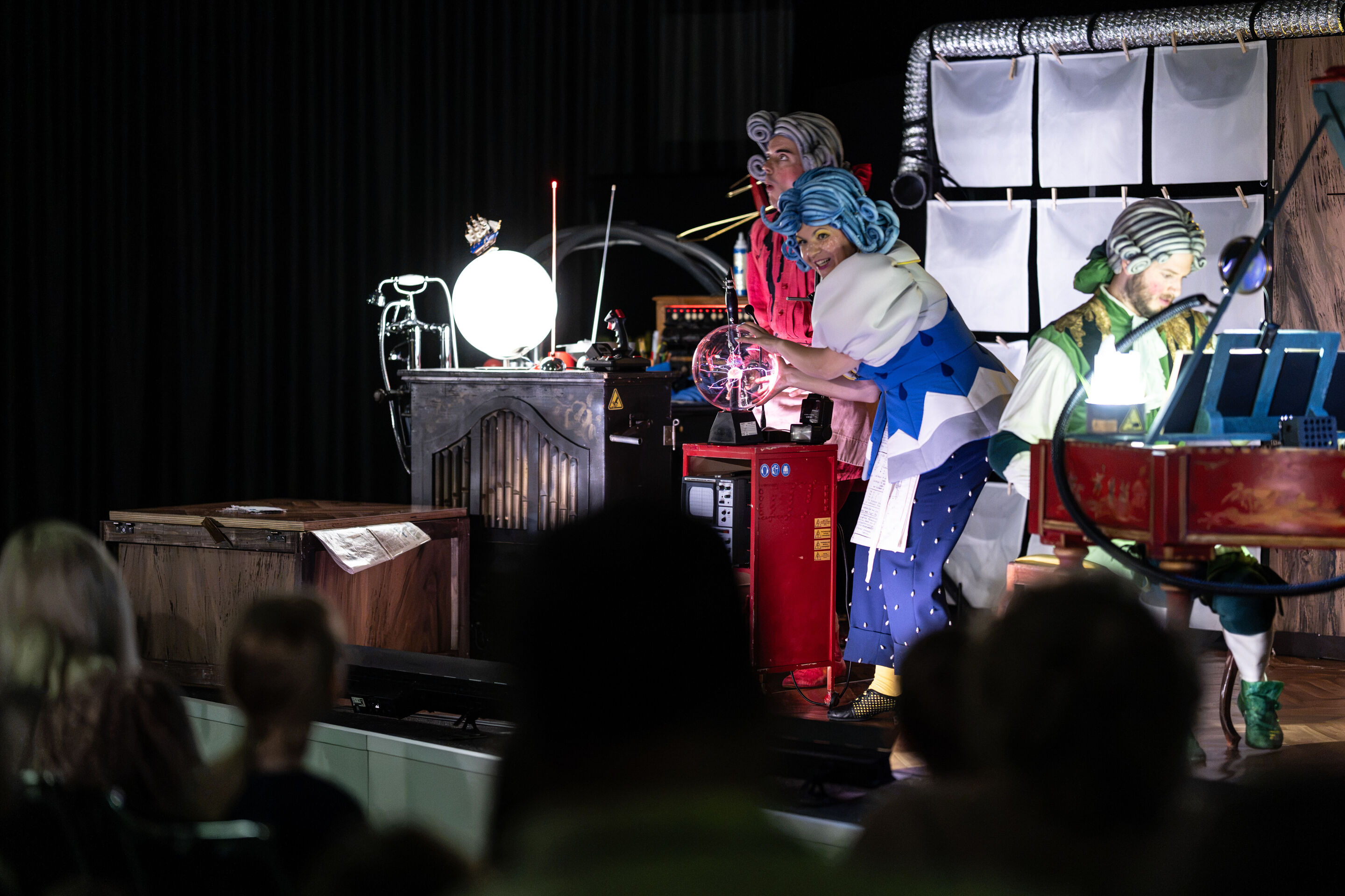 Scene from the children’s opera “Holle!” (The Salzburg Festival as a guest at the Audi Summer Concerts) - View from the audience of the stage of the children's opera Holle! at the museum mobile of the Audi Forum Ingolstadt. Tatiana Kuryatnikova as Holle...