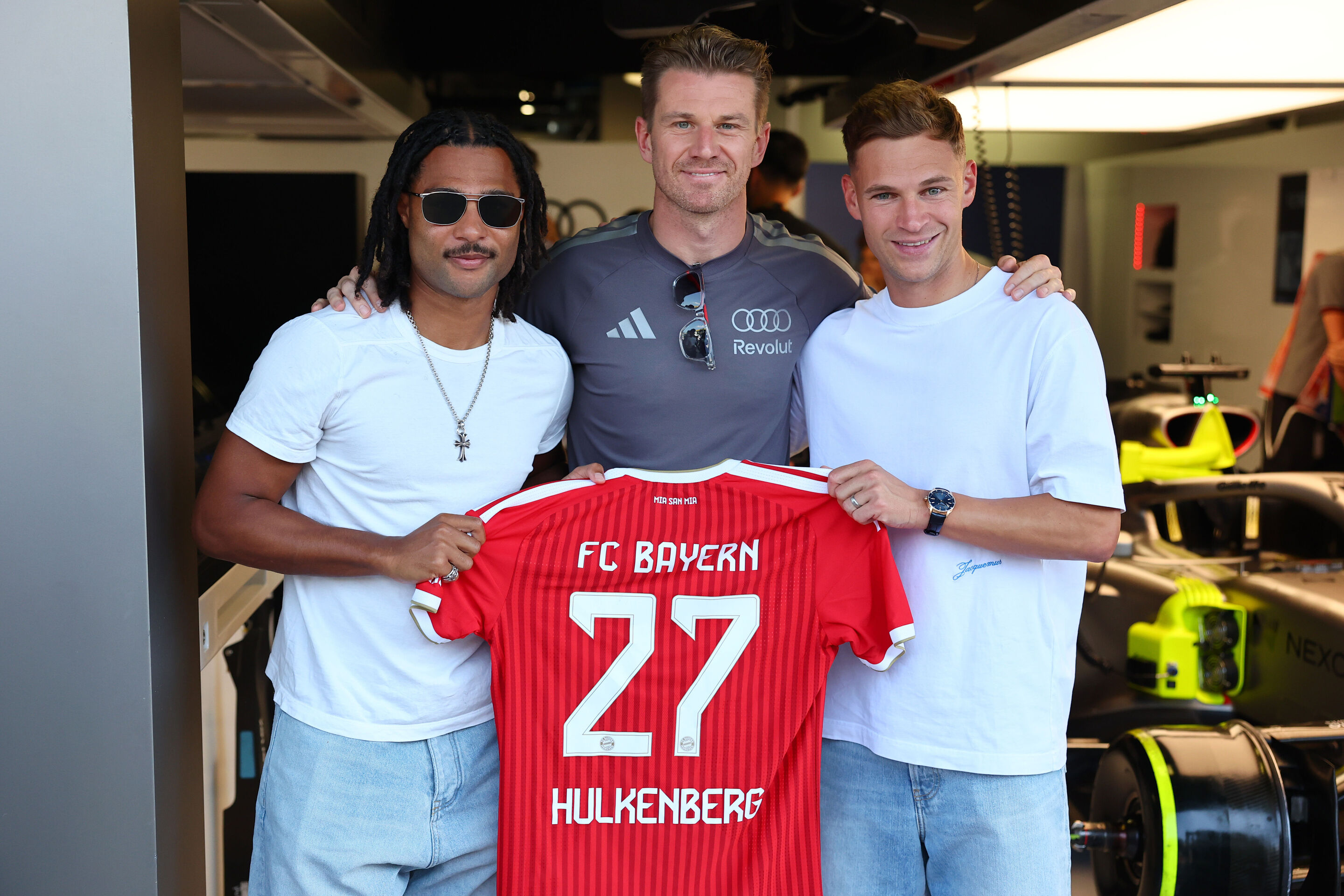 Audi Revolut F1 Team: Italian Grand Prix - Nico Hulkenberg with FC Bayern football players Serge Gnabry and Joshua Kimmich