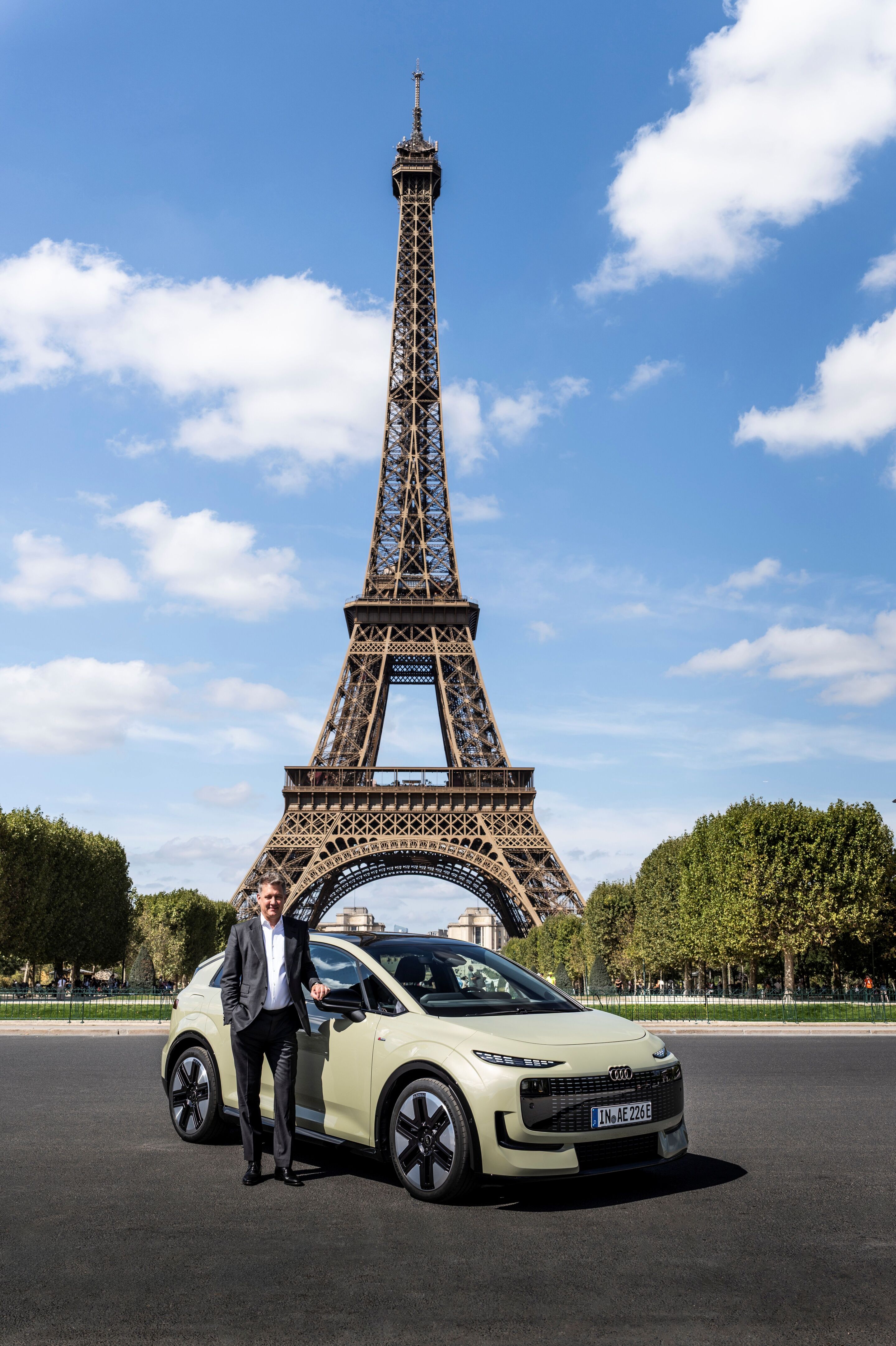 Audi presents the A2 e-tron - Audi CEO Gernot Döllner presents the Audi A2 e-tron in Paris.