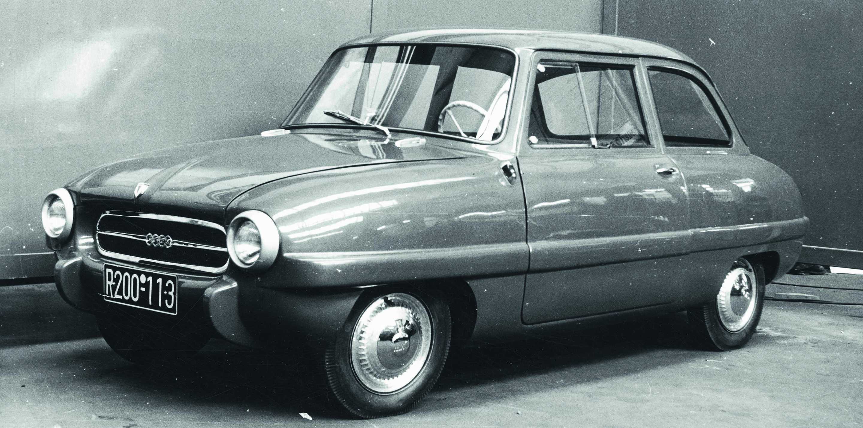 Jubiläumsmagazin Design - Von 1951 bis 1956 versuchte sich die Auto Union an zwei Kleinwagen-Konzepten. Hier der STM.