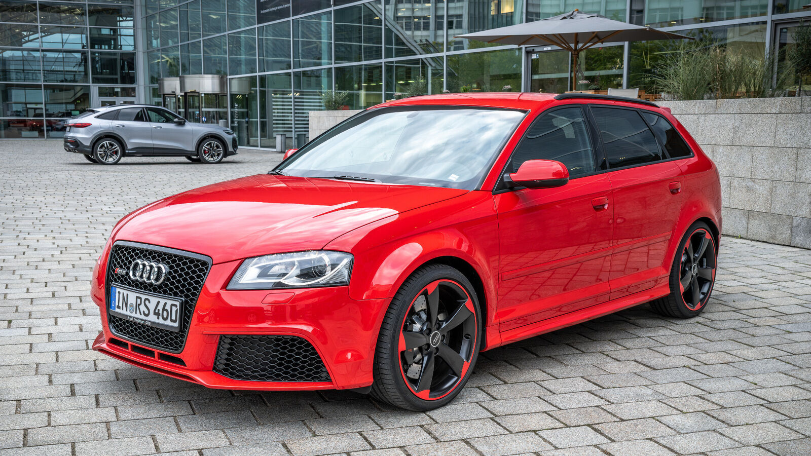 30 Jahre Audi A3 - Der erste Audi RS 3 Sportback, vorgestellt im Jahr 2011.