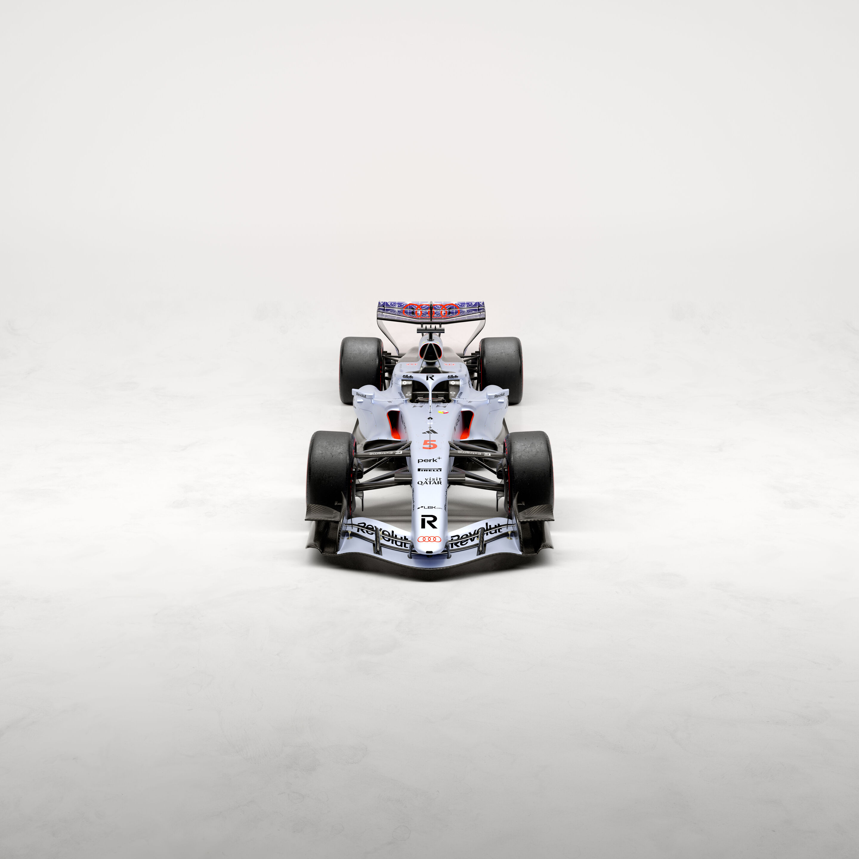 Audi R26: Sonderlackierung für den Grand Prix von Singapur - Das Audi Revolut F1® Team hat eine Sonderlackierung für den Grand Prix von Singapur 2026 vorgestellt.